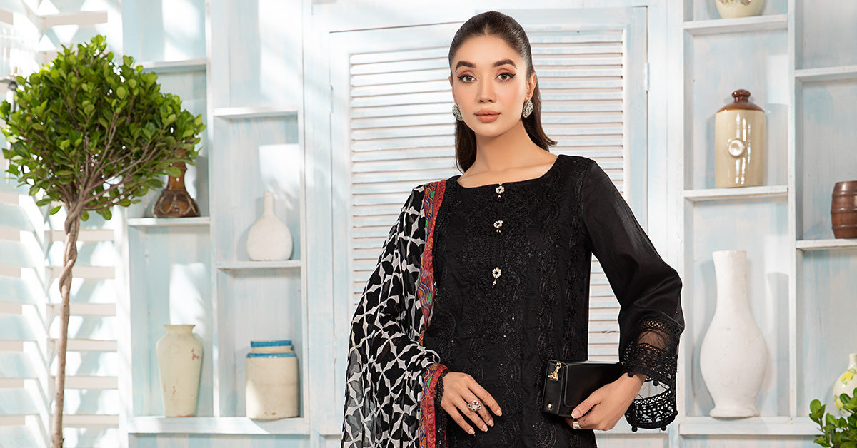 3 PIECE EMBROIDERED LAWN SUIT | DW-EA24-04
