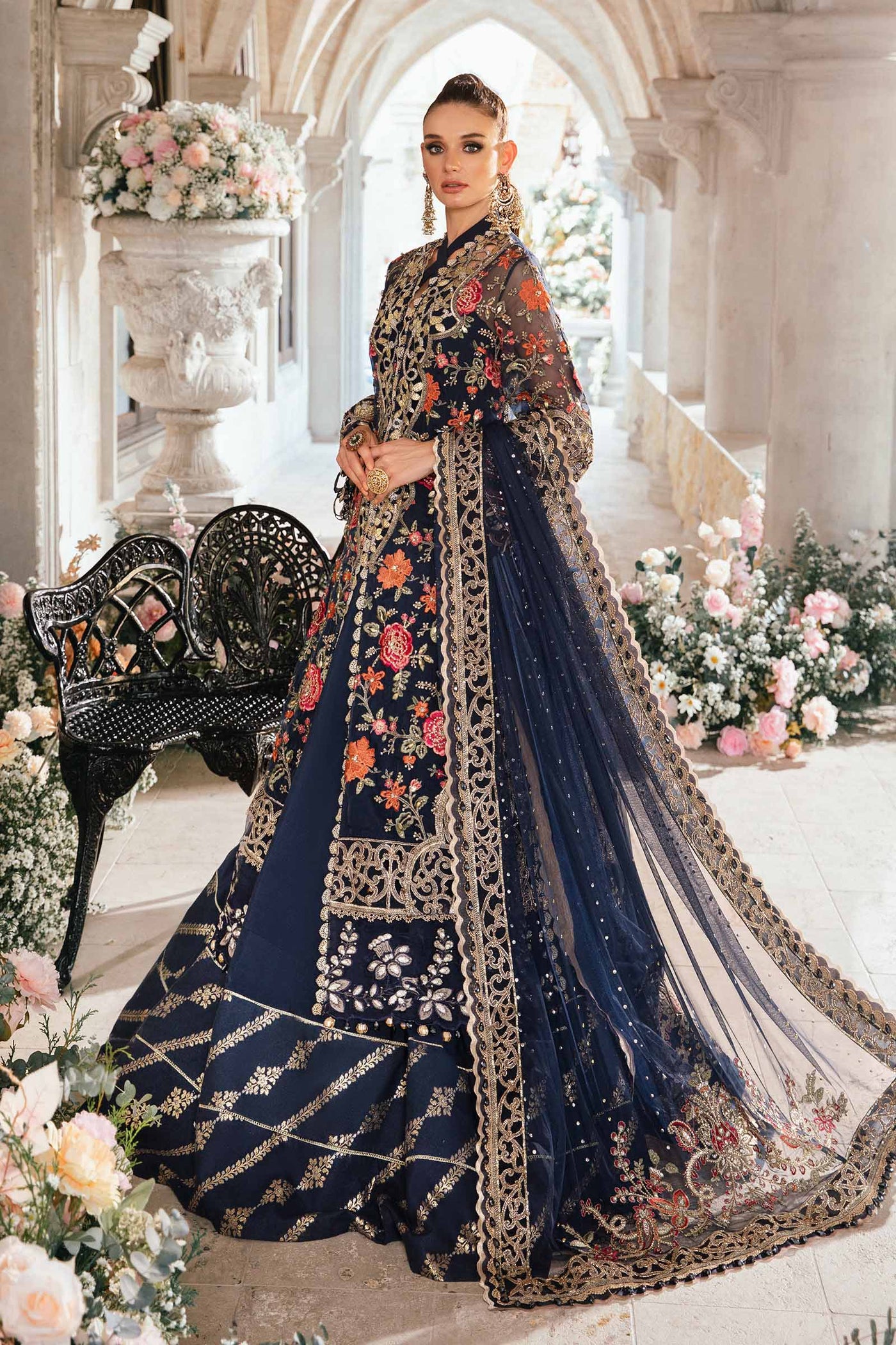 3 PIECE UNSTITCHED EMBROIDERED SUIT | BD-2808