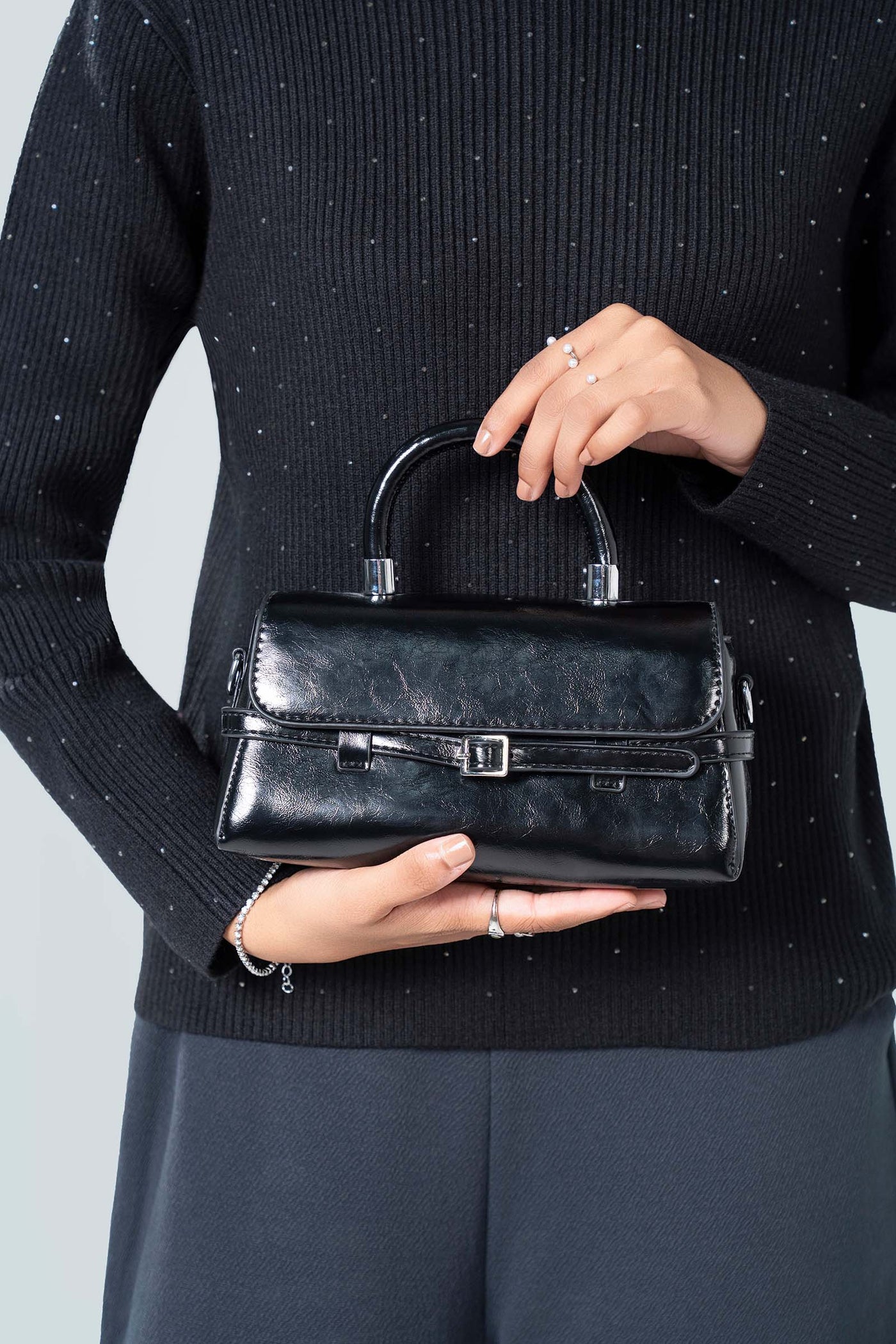 Elongated Trapeze Bag