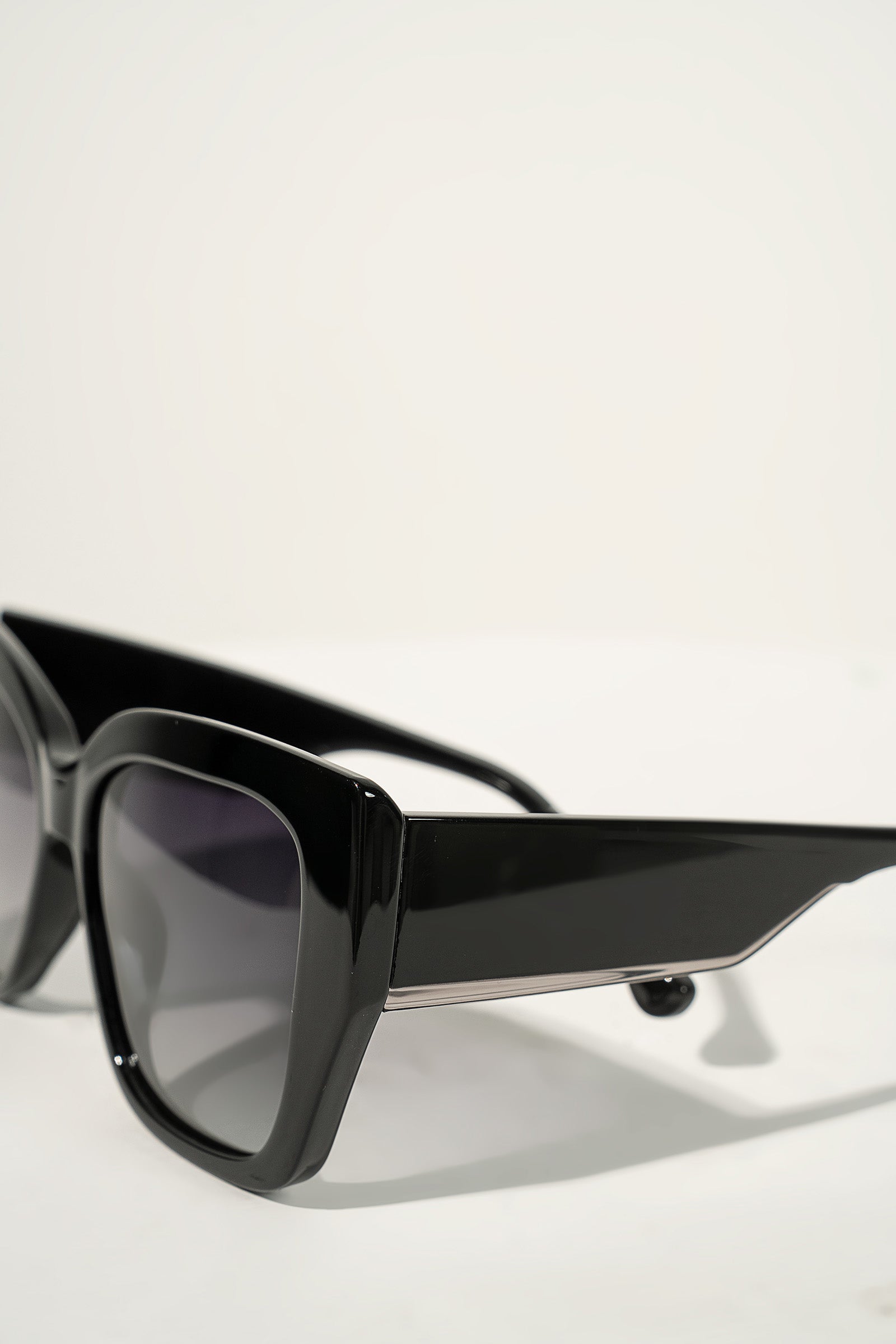 Vintage Cat Eye Sunglasses