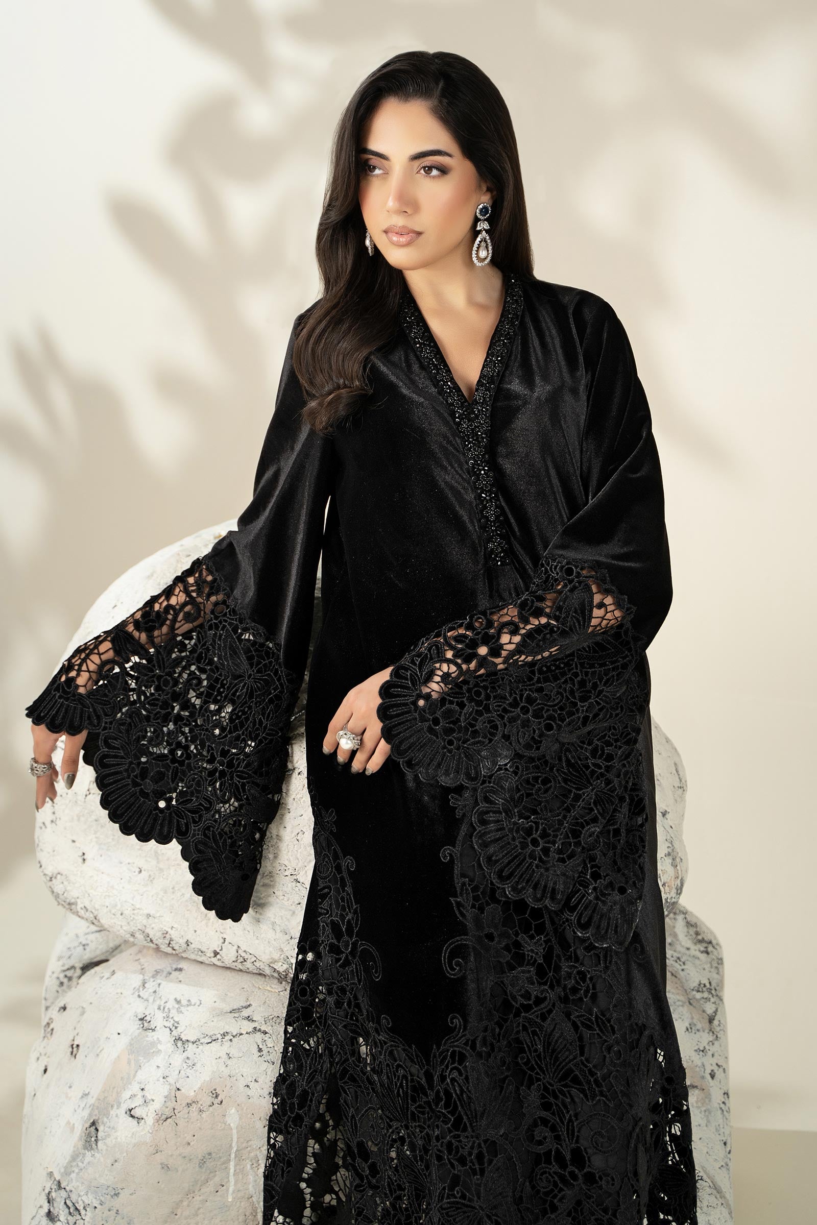 Embroidered Velvet Fabric (1Pc) | LF-CH25-03