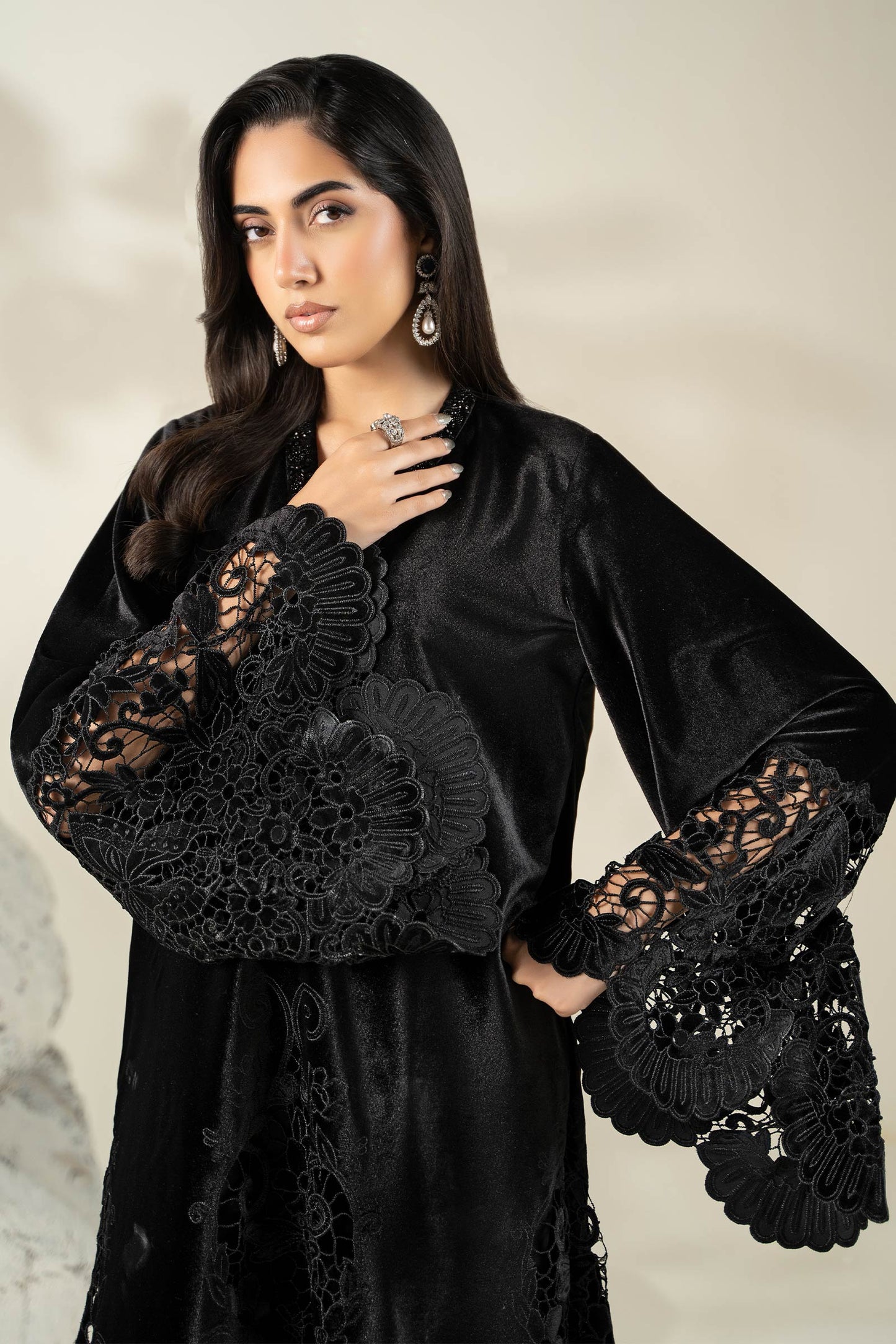 Embroidered Velvet Fabric (1Pc) | LF-CH25-03