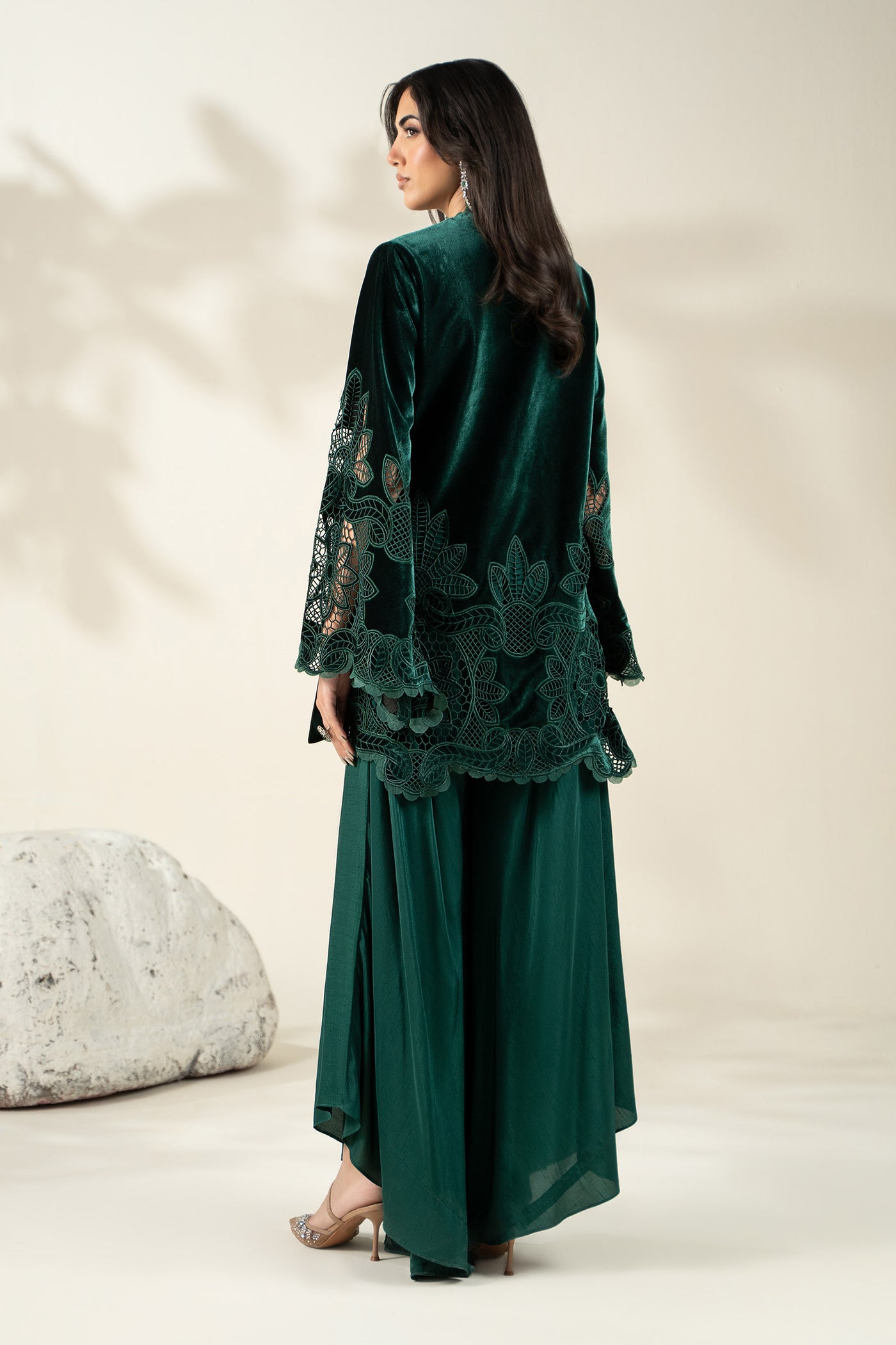 Embroidered Velvet Fabric (1Pc) | LF-CH25-05