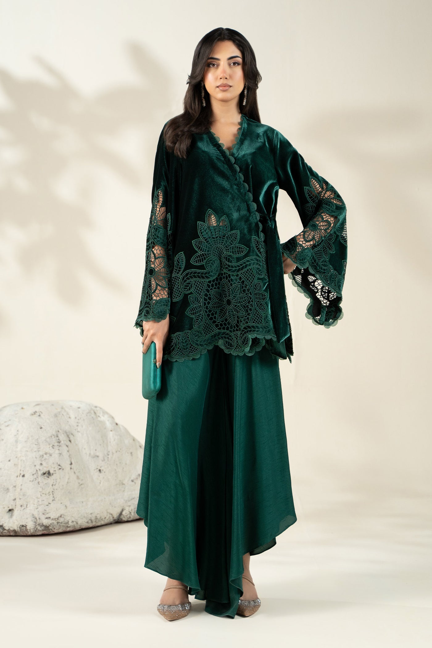 Embroidered Velvet Fabric (1Pc) | LF-CH25-05