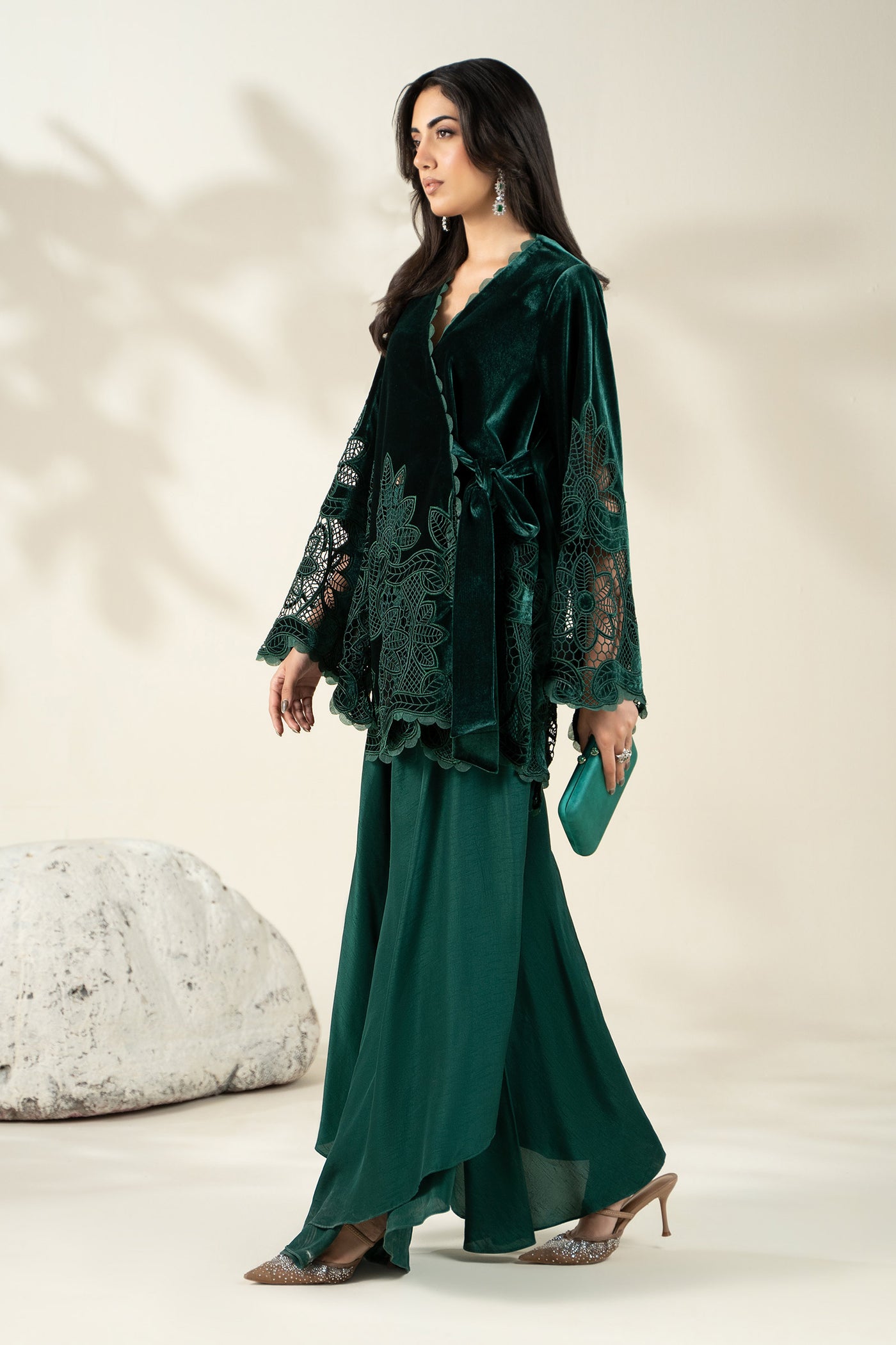 Embroidered Velvet Fabric (1Pc) | LF-CH25-05