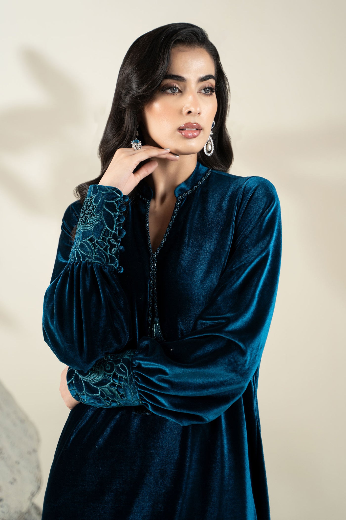 Embroidered Velvet Fabric (1Pc) | LF-CH25-06