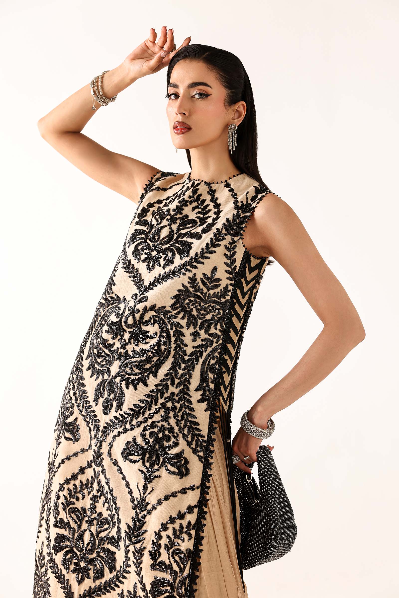 Embroidered Net Fabric (1Pc)