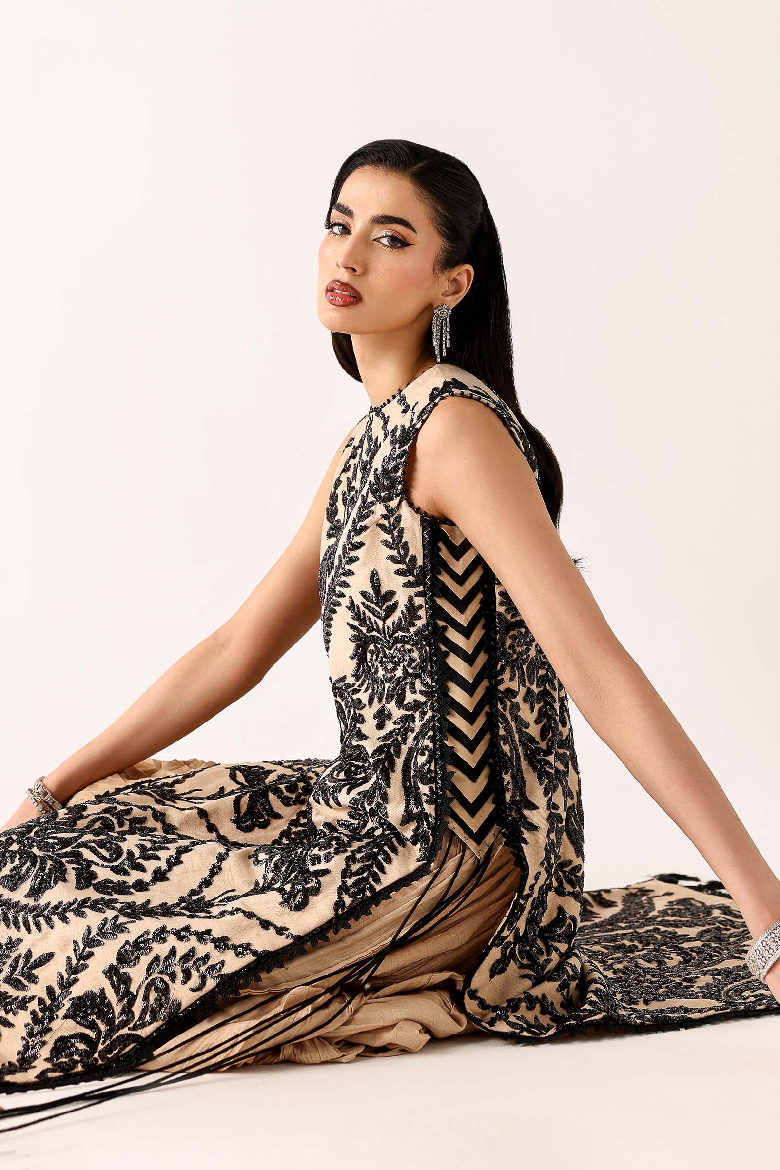 Embroidered Net Fabric (1Pc)