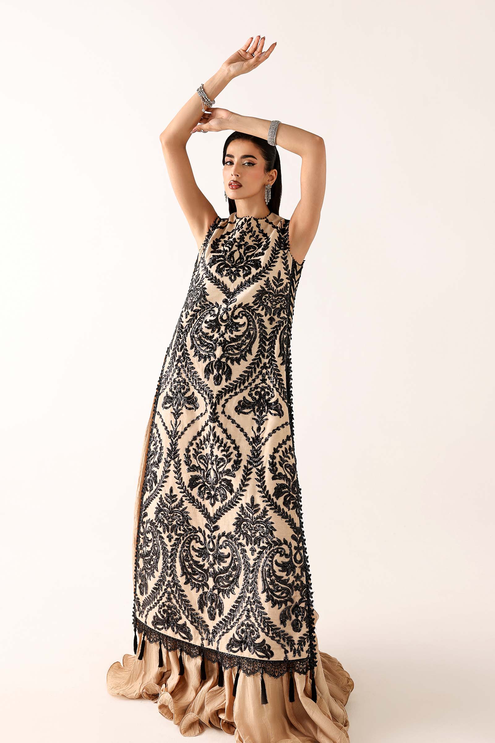 Embroidered Net Fabric (1Pc)