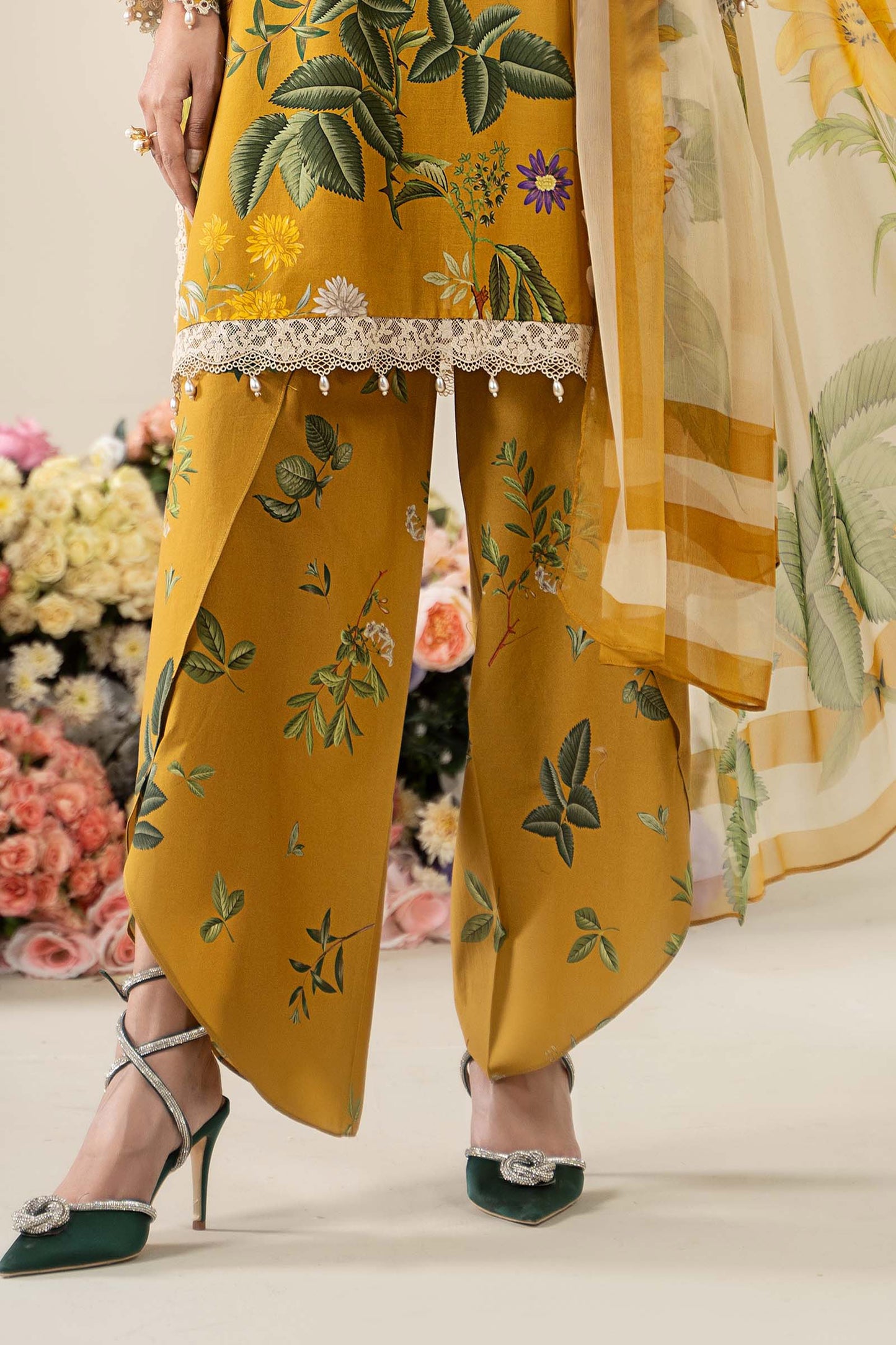 3 Piece Embroidered Lawn Suit | MPS-2604-B