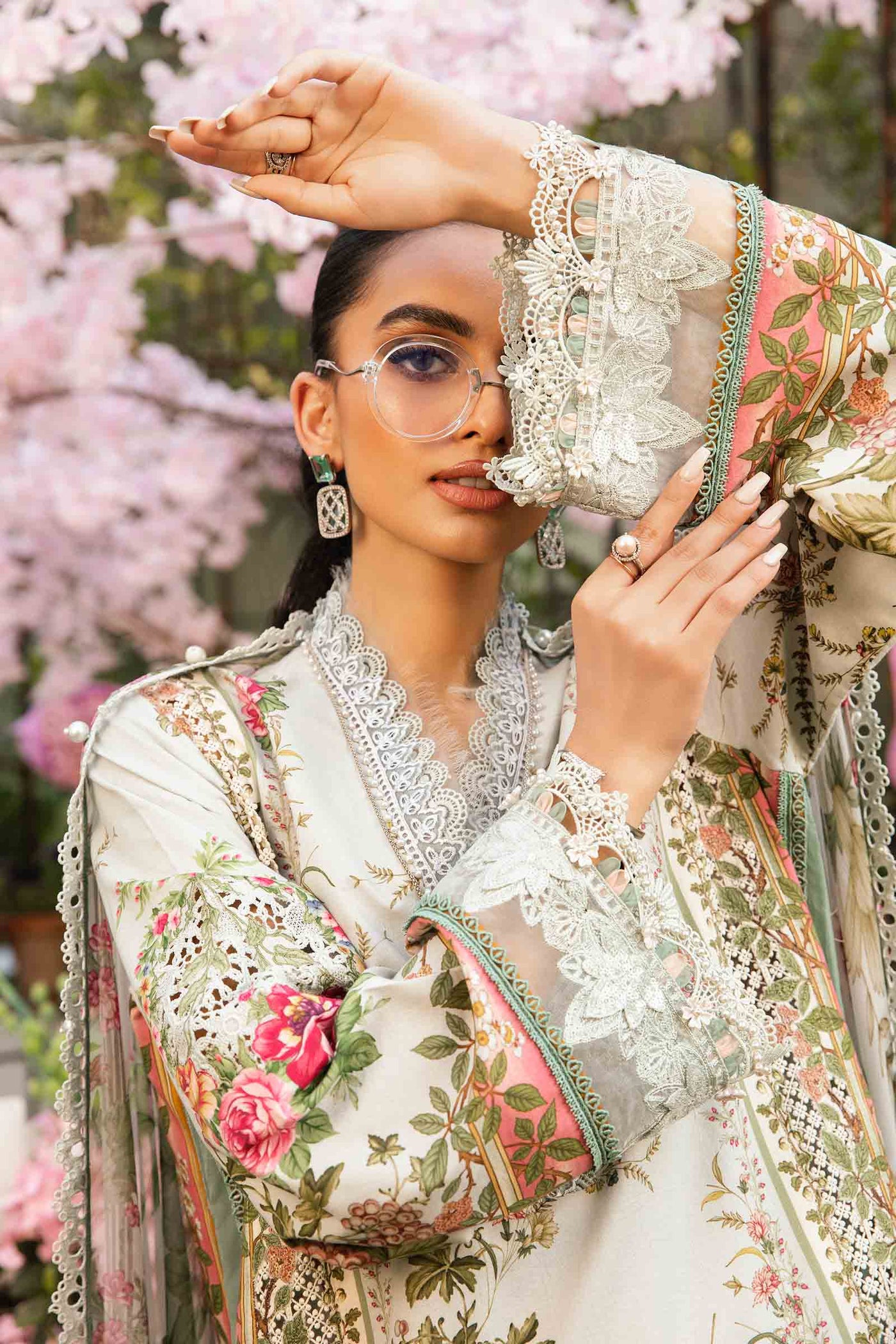 3 Piece Unstitched Embroidered Lawn Suit | MPT-2605-B