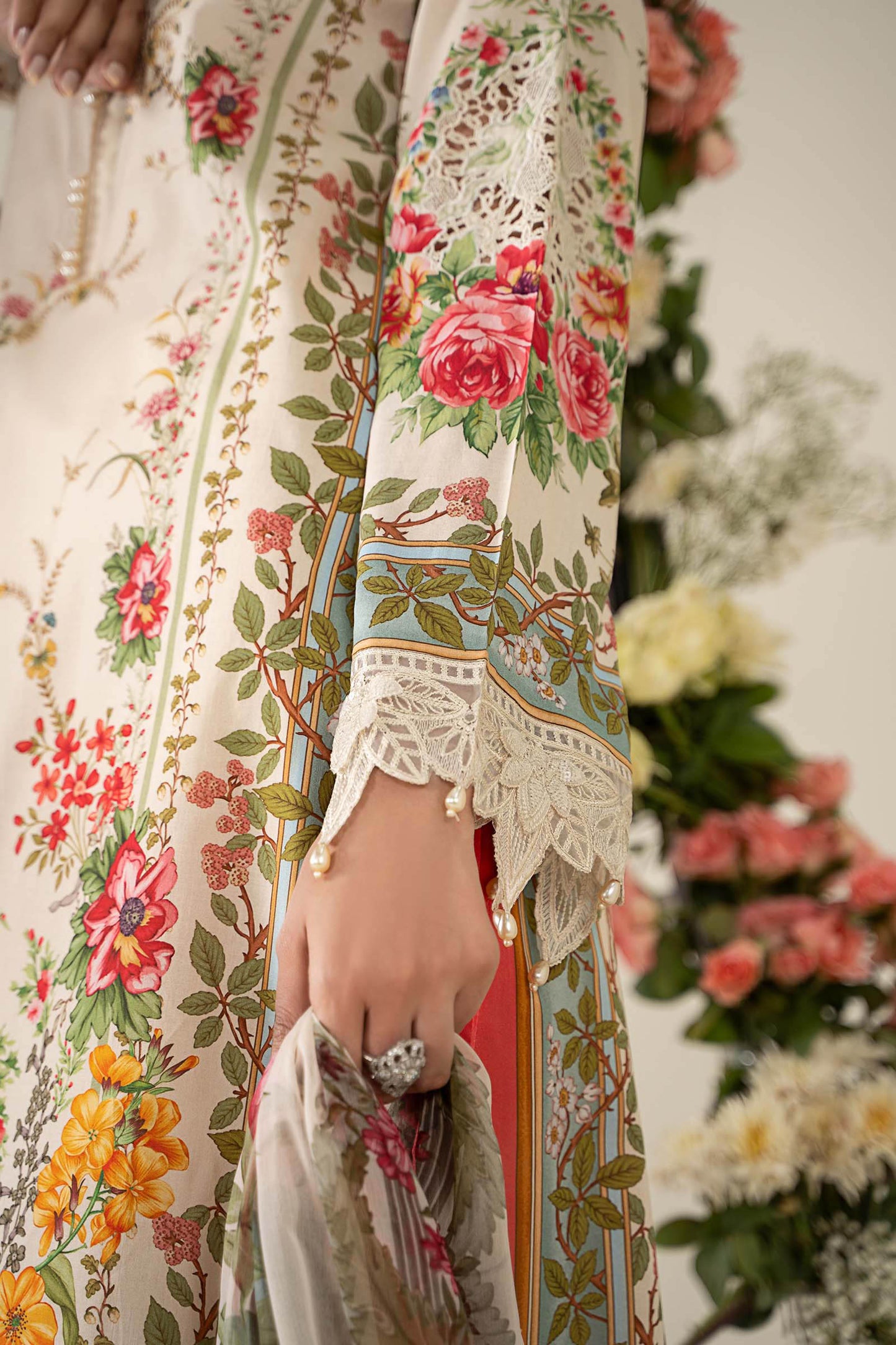 3 Piece Unstitched Embroidered Lawn Suit | MPT-2605-A