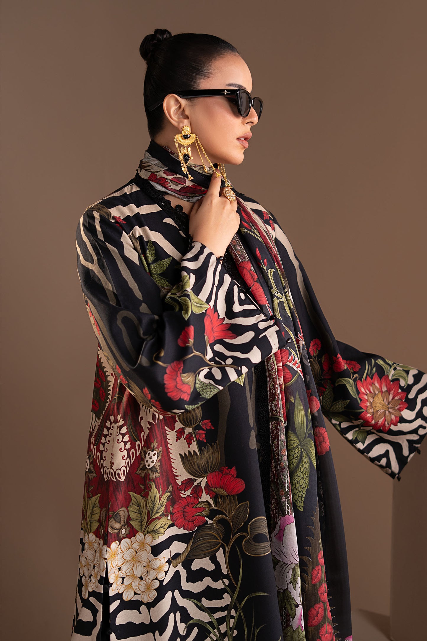 3 Piece Embroidered Linen Suit