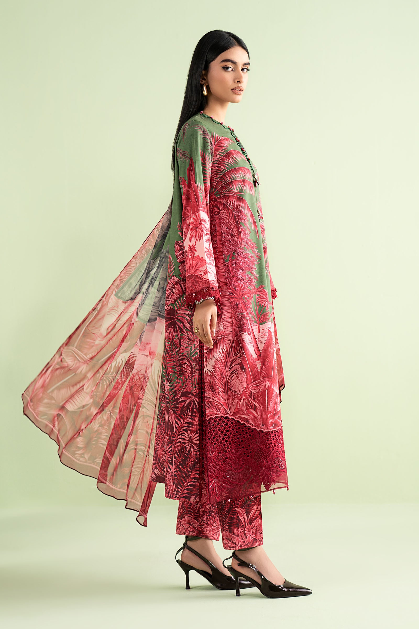 3 Piece Embroidered Lawn Suit