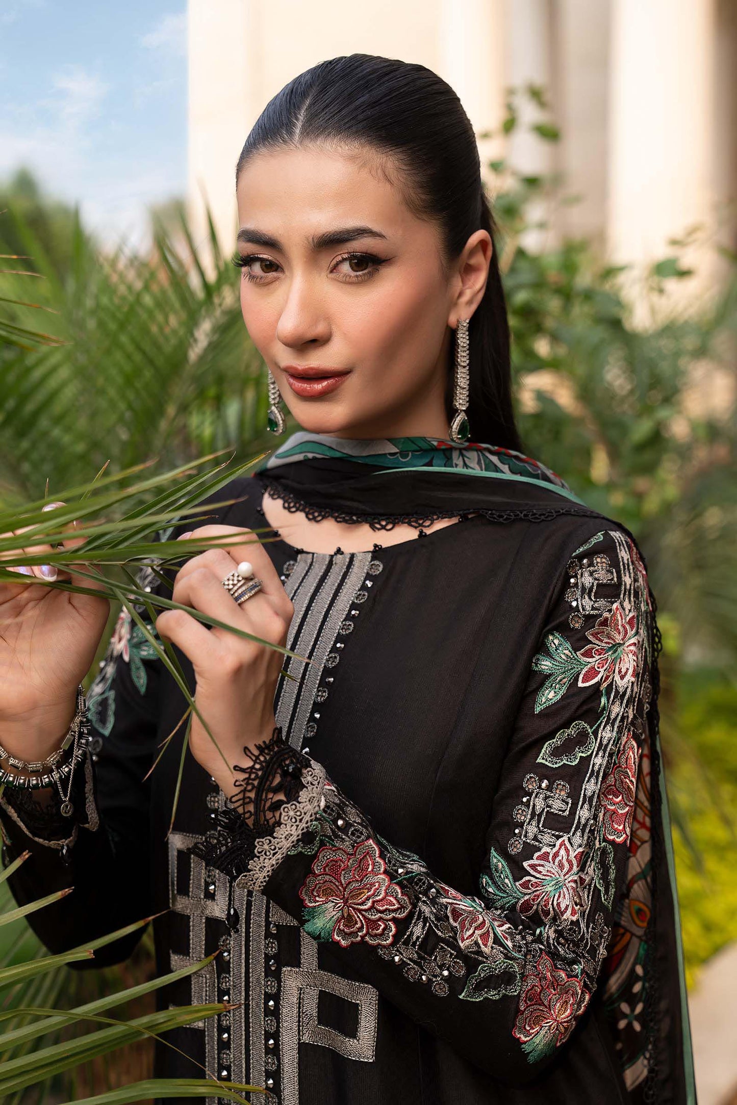 3 Piece Embroidered Jacquard Lawn Suit