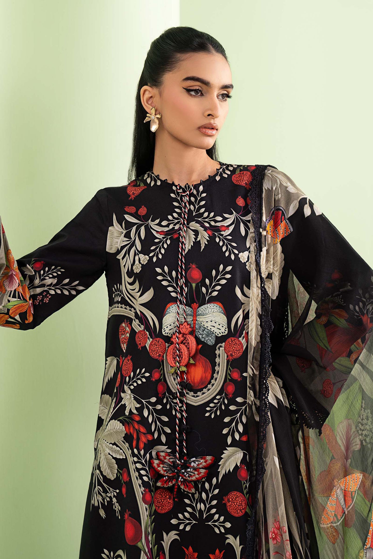 3 Piece Embroidered Lawn Suit