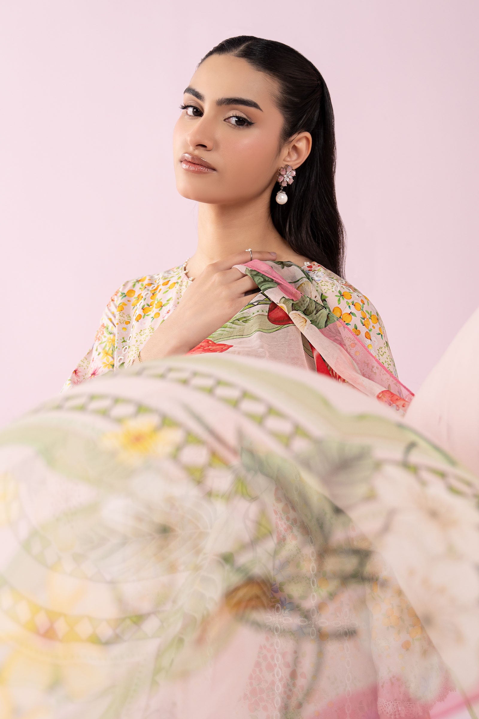 3 Piece Embroidered Lawn Suit