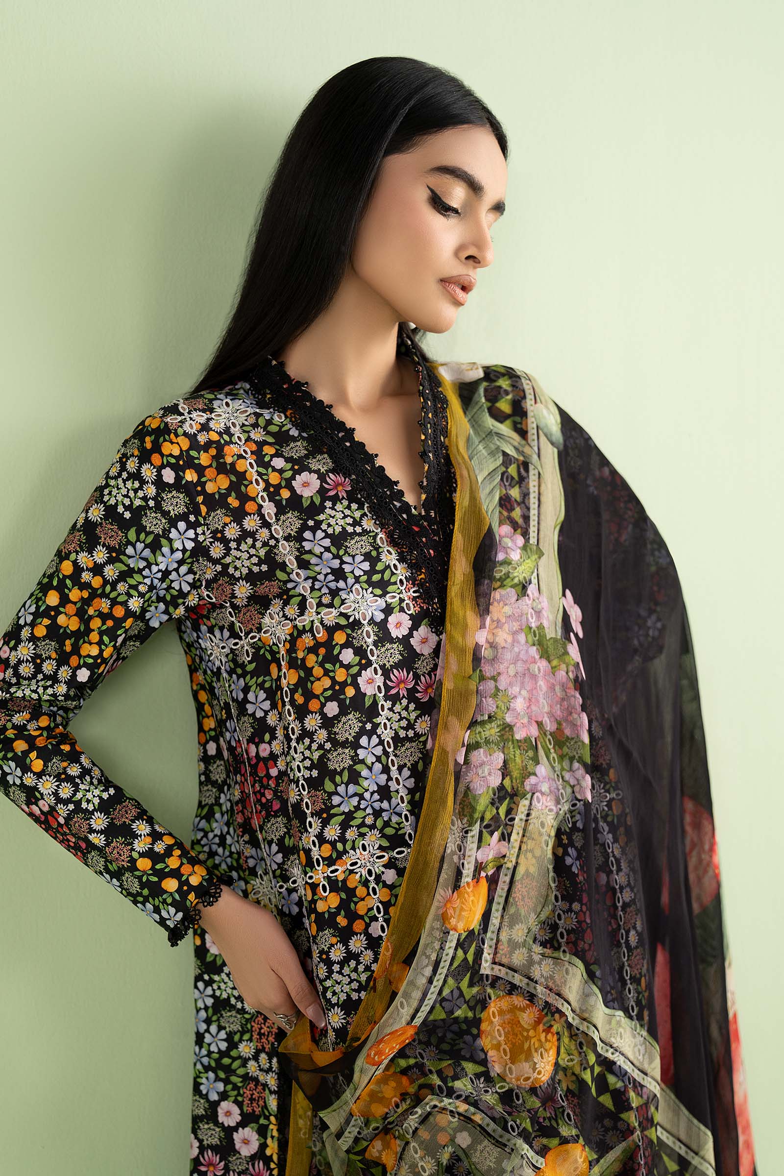 3 Piece Embroidered Lawn Suit