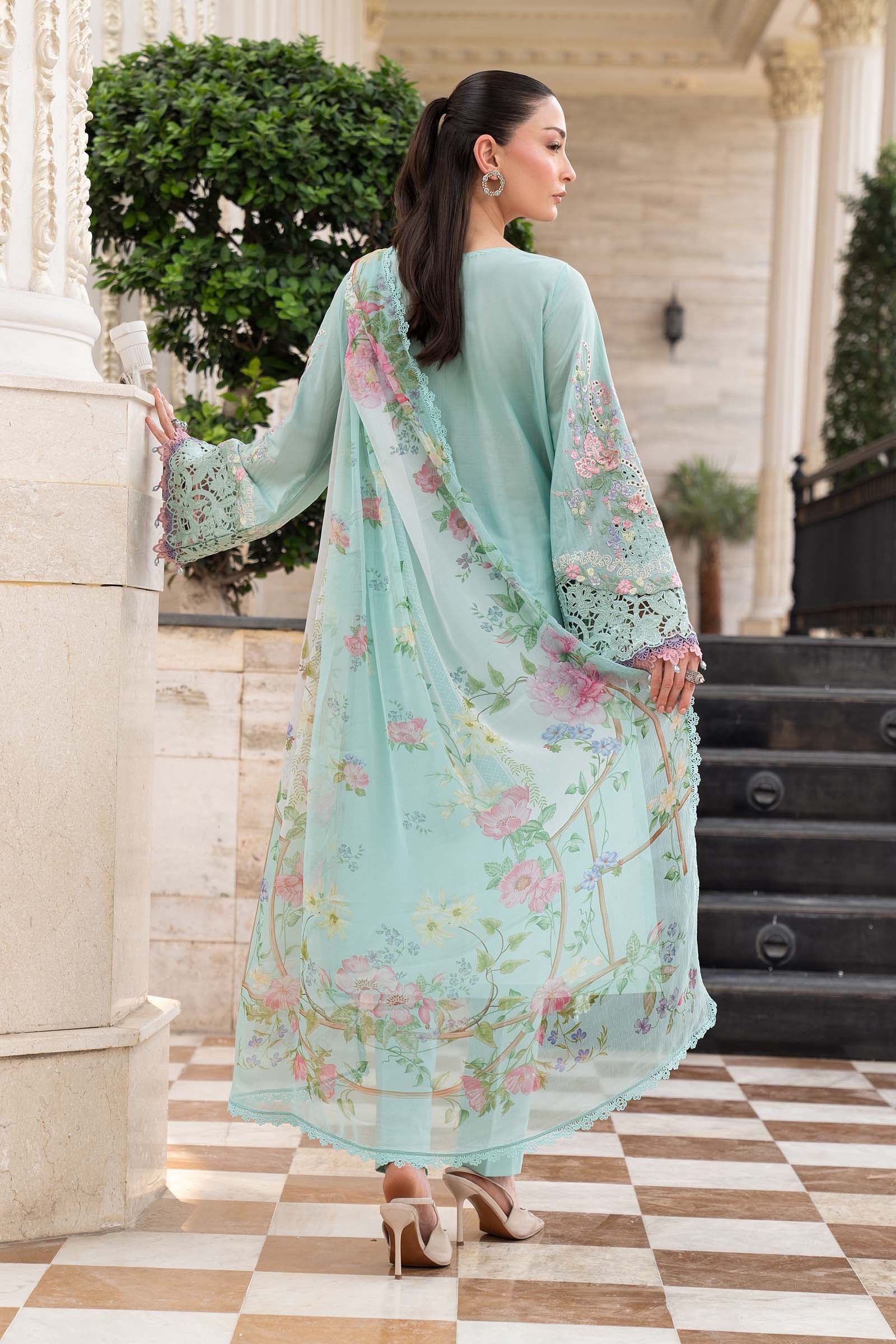 3 Piece Embroidered Lawn Suit