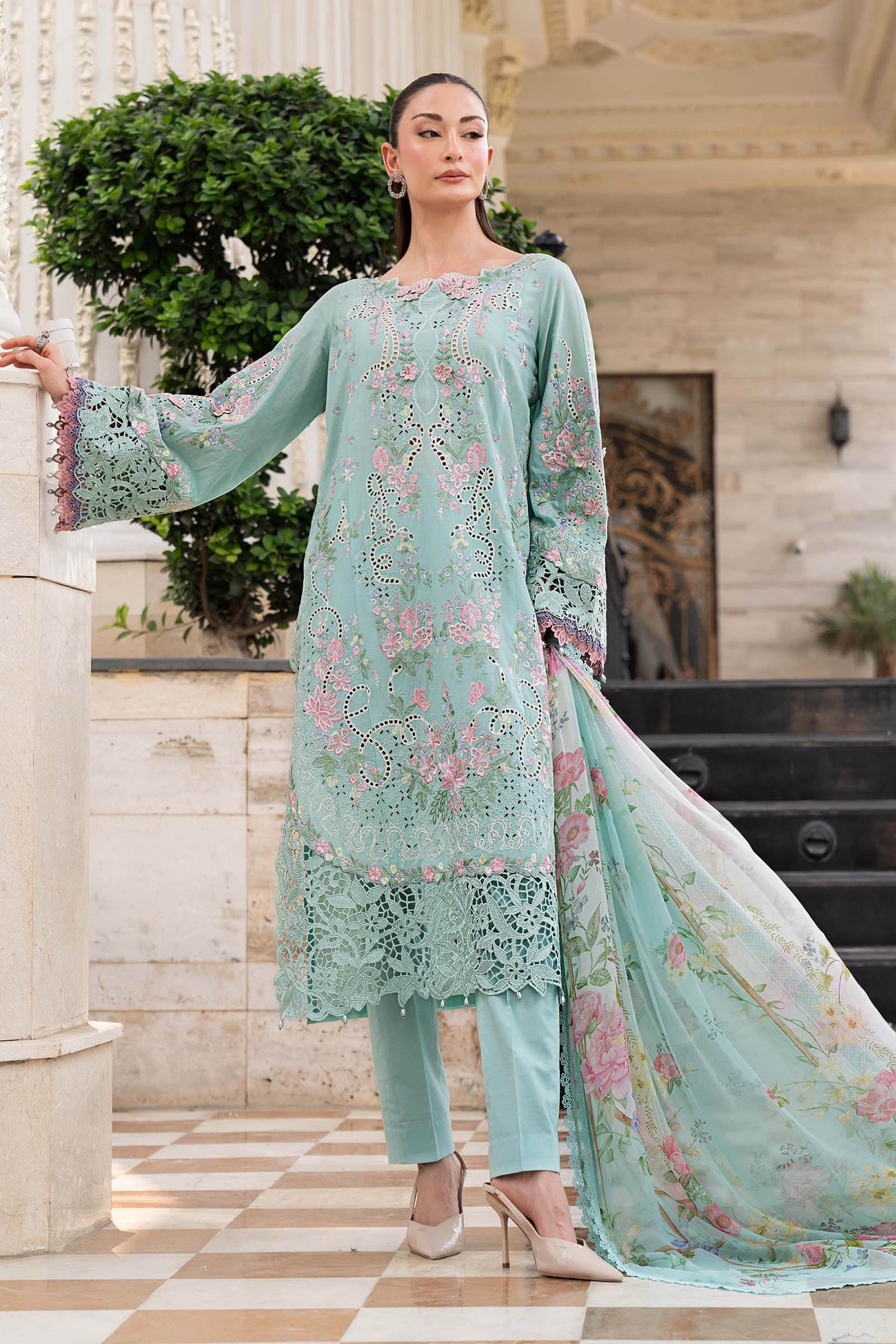 3 Piece Embroidered Lawn Suit