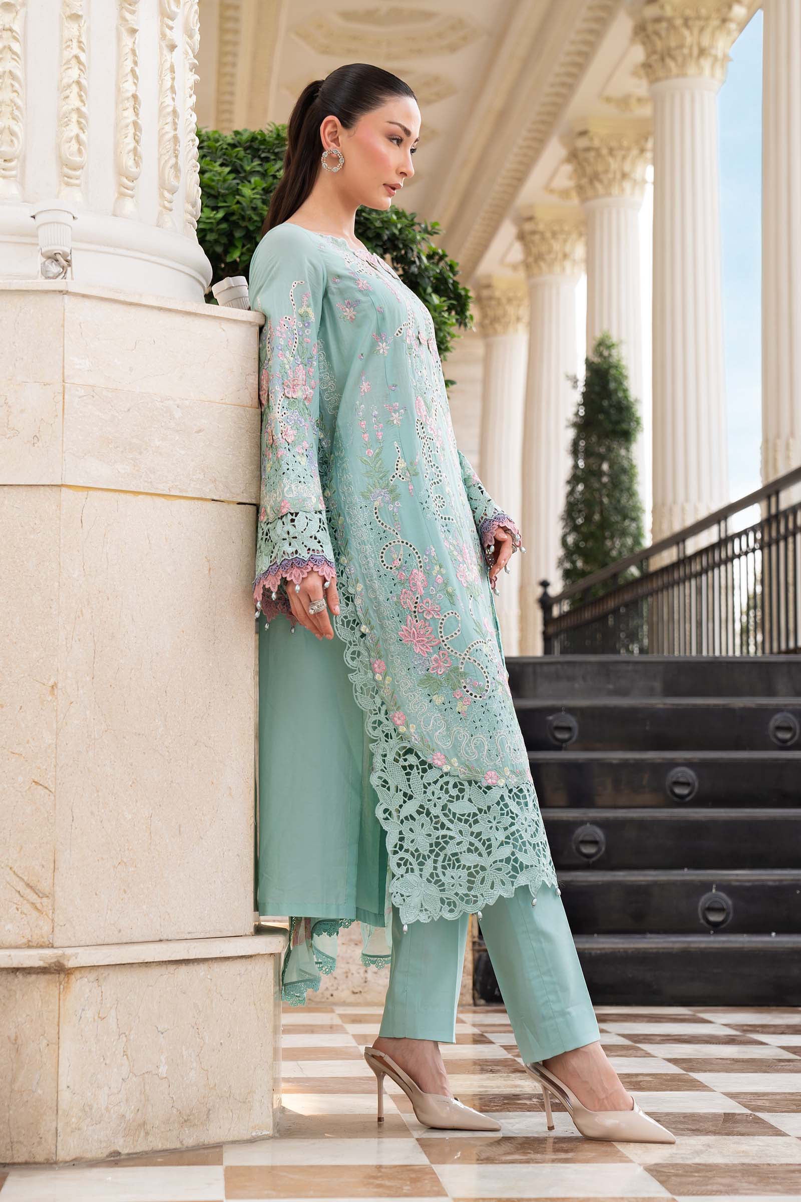 3 Piece Embroidered Lawn Suit