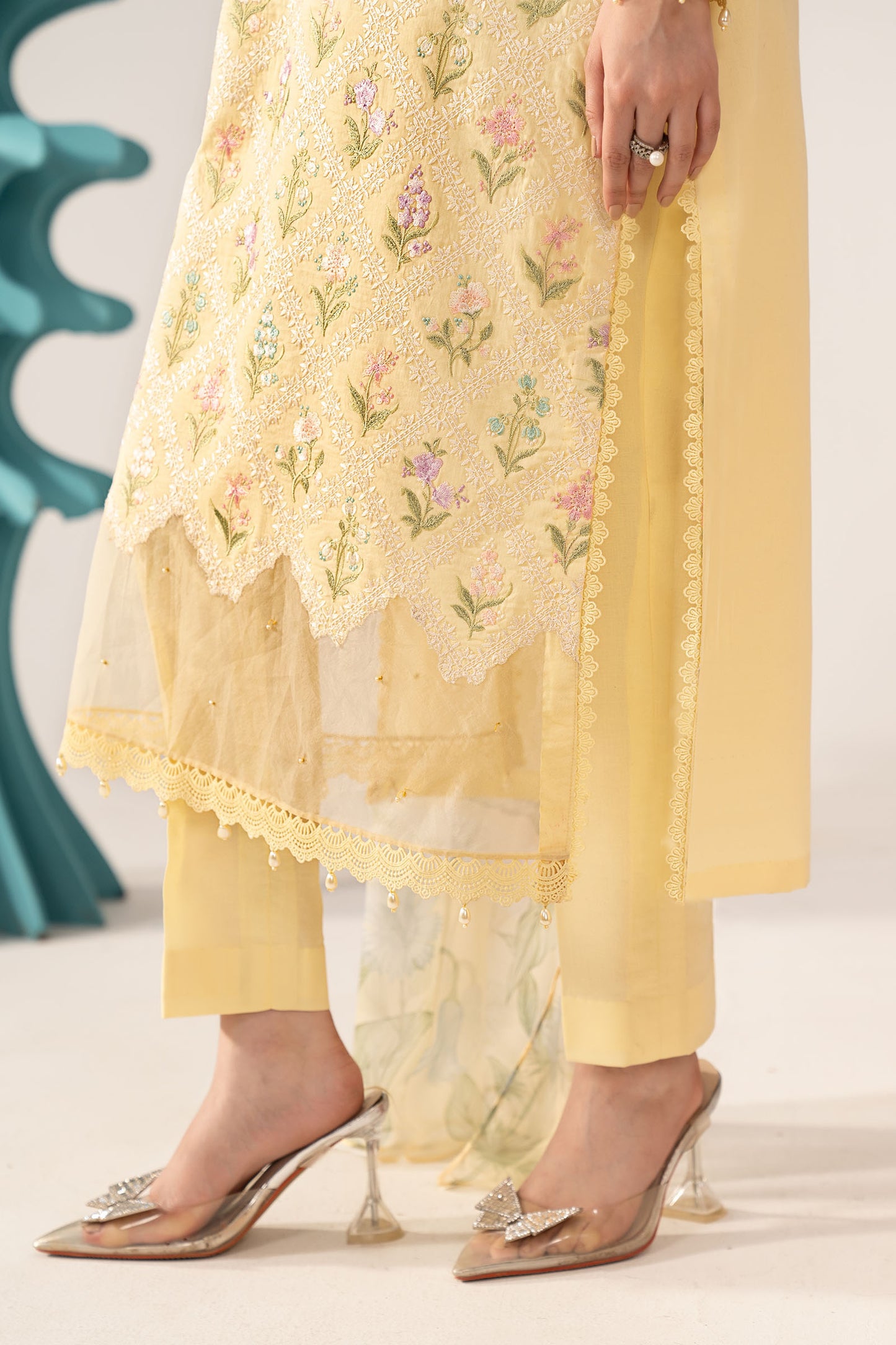 3 Piece Embroidered Lawn Suit
