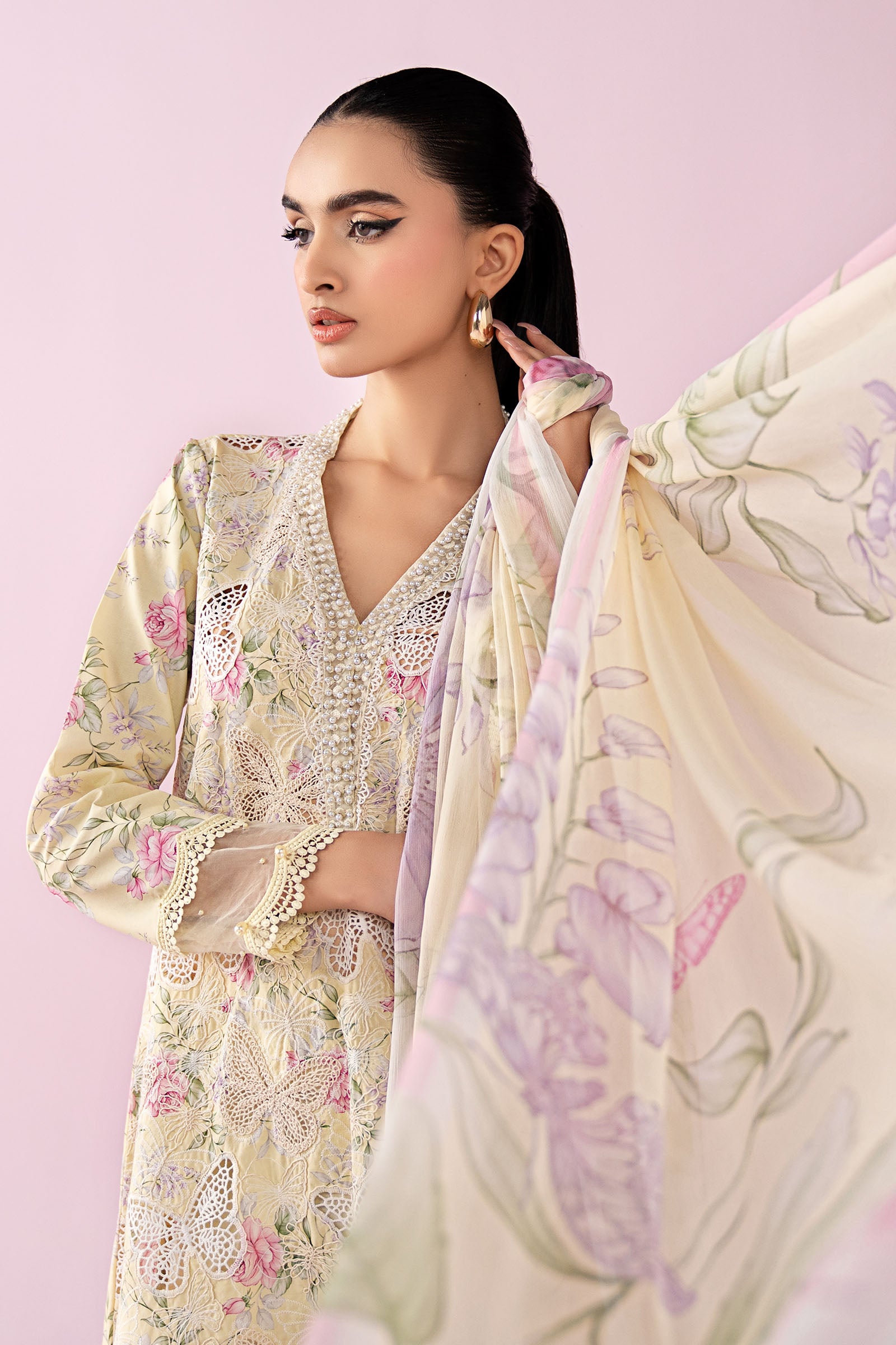 3 Piece Embroidered Lawn Suit
