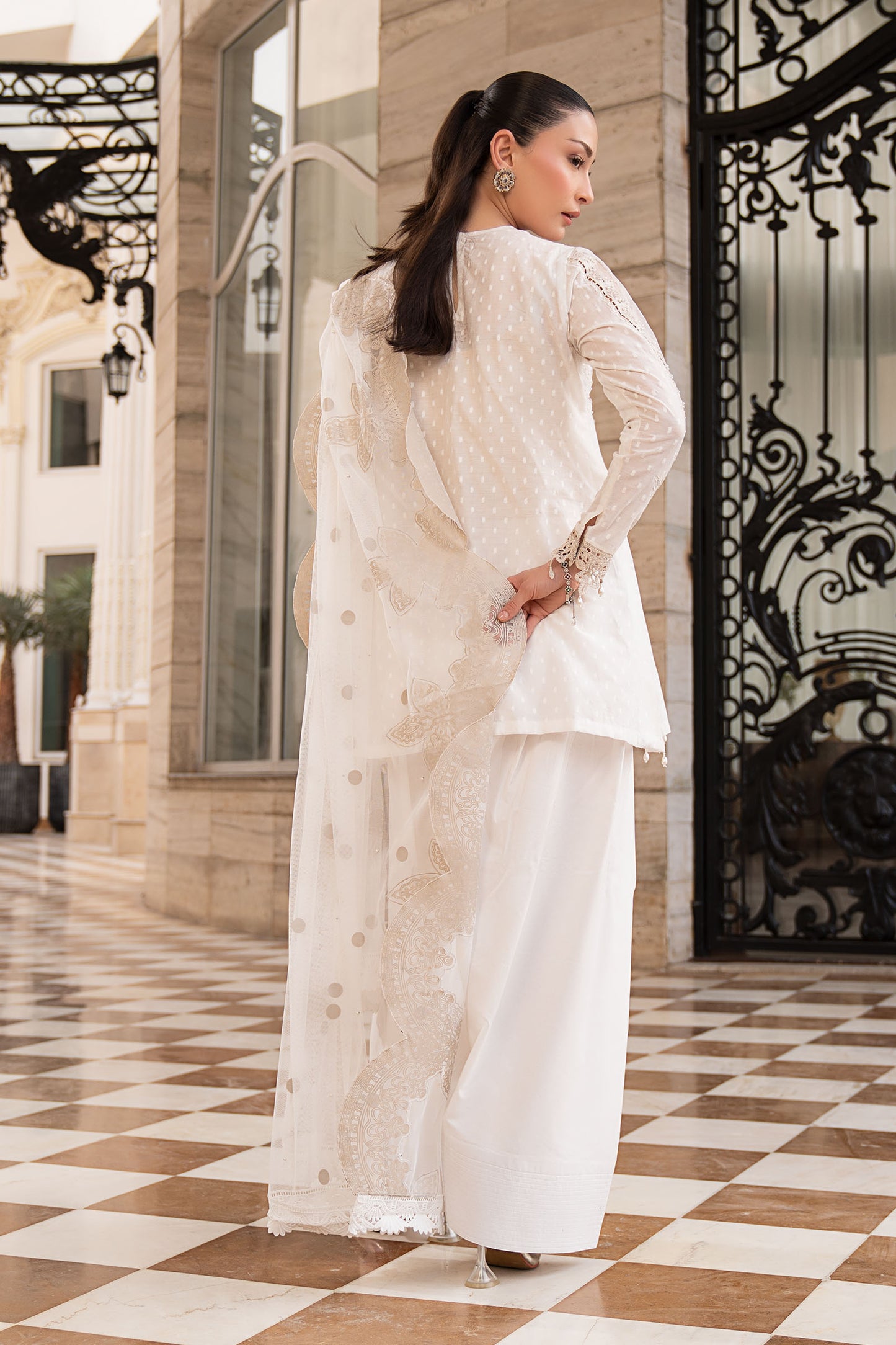 3 Piece Embroidered Jacquard Lawn Suit