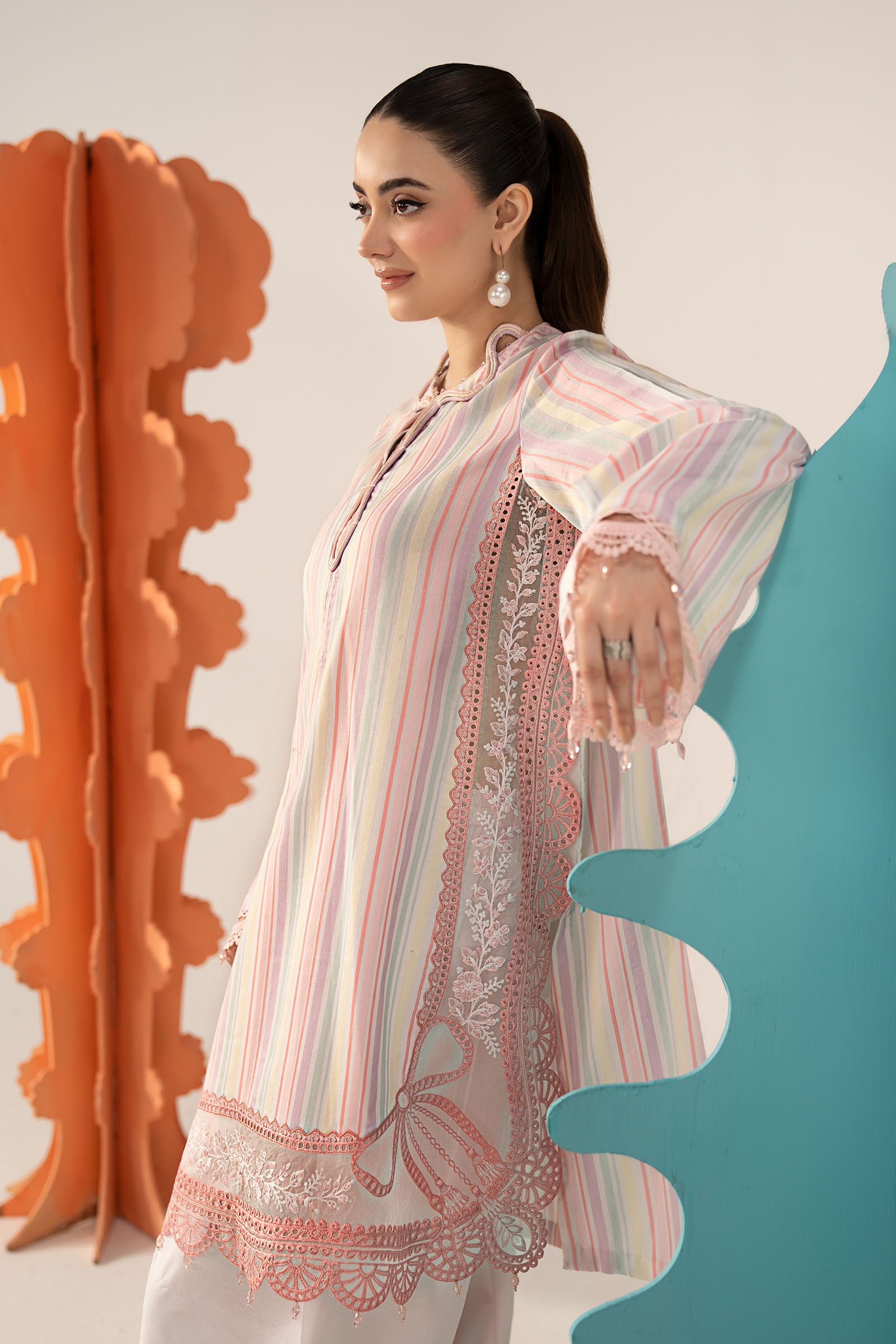 3 Piece Embroidered Jacquard Suit