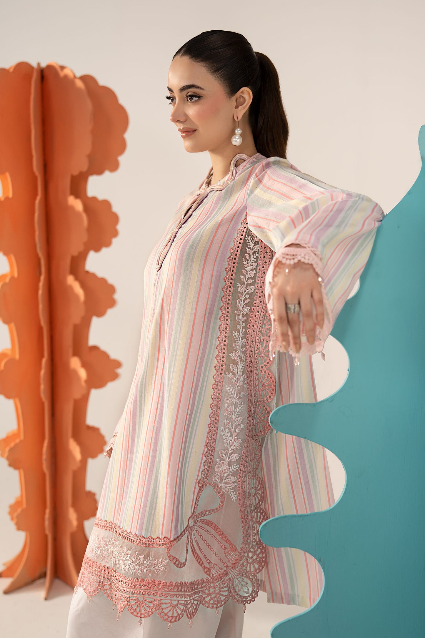 3 Piece Embroidered Jacquard Suit