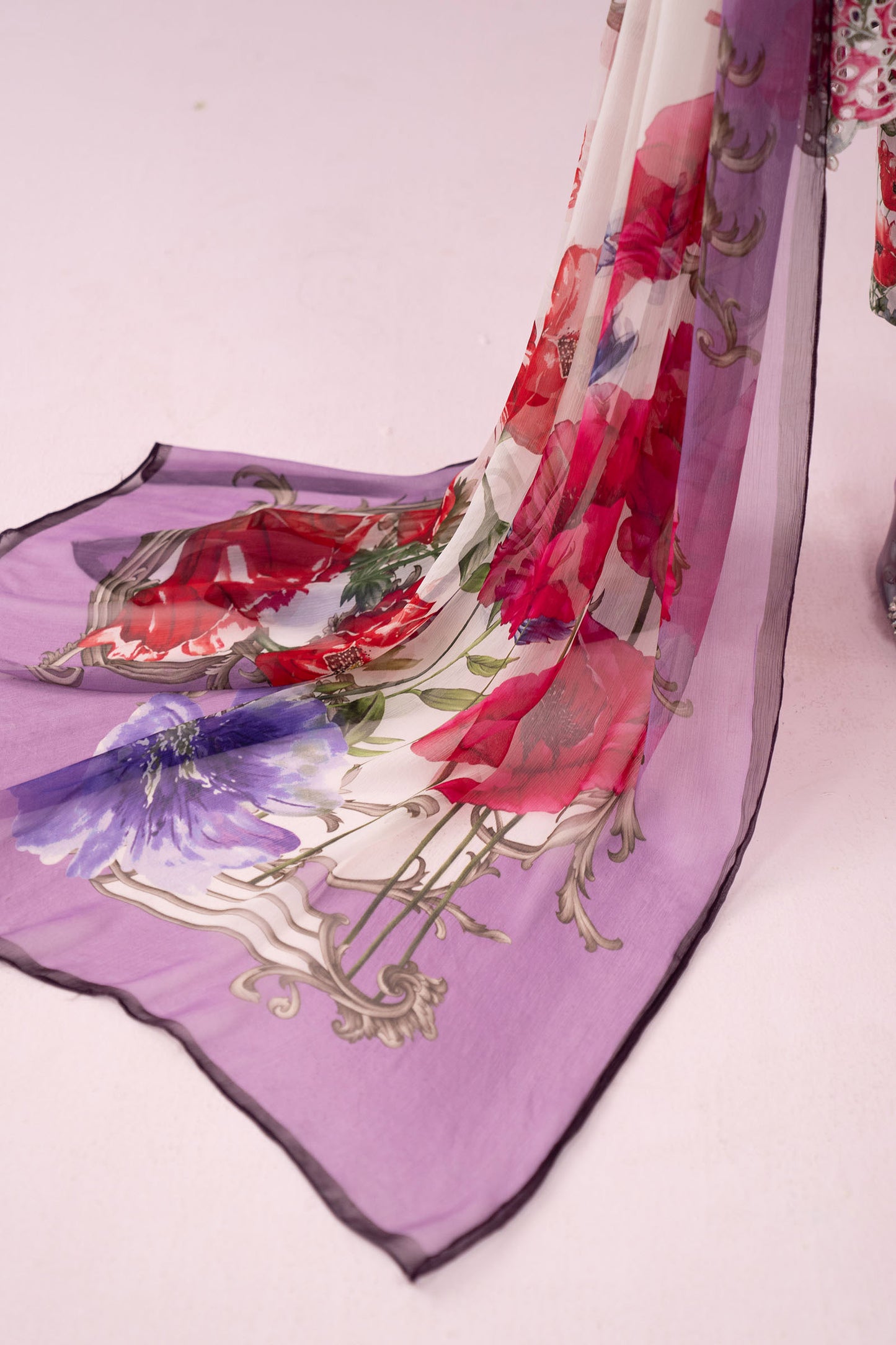 3 Piece Embroidered Lawn Suit