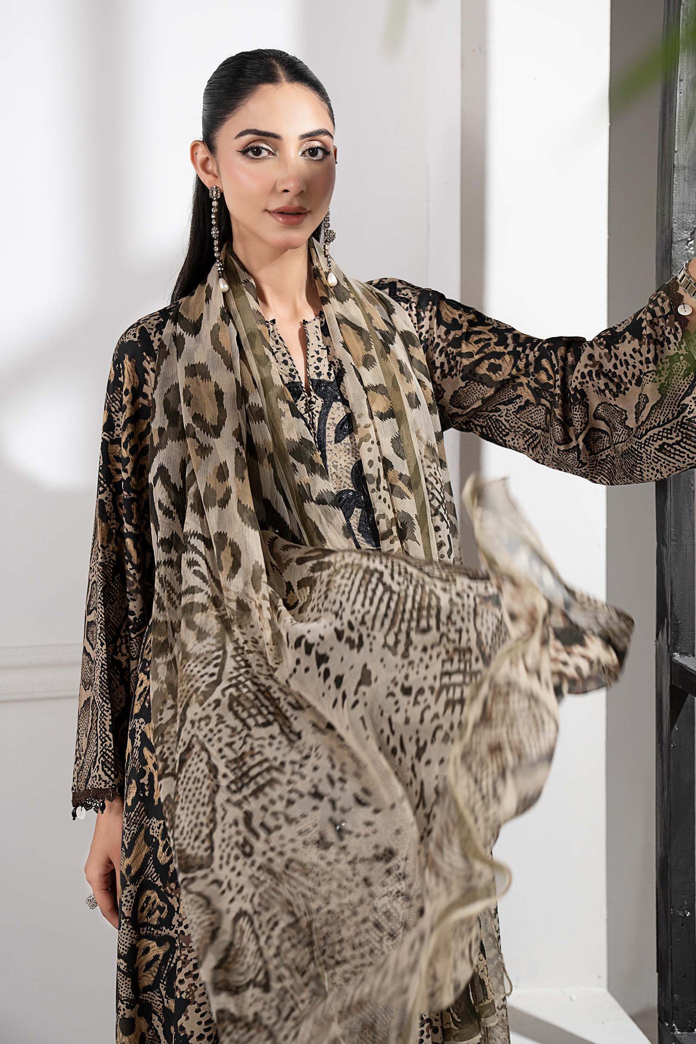 3 Piece Embroidered Linen Suit