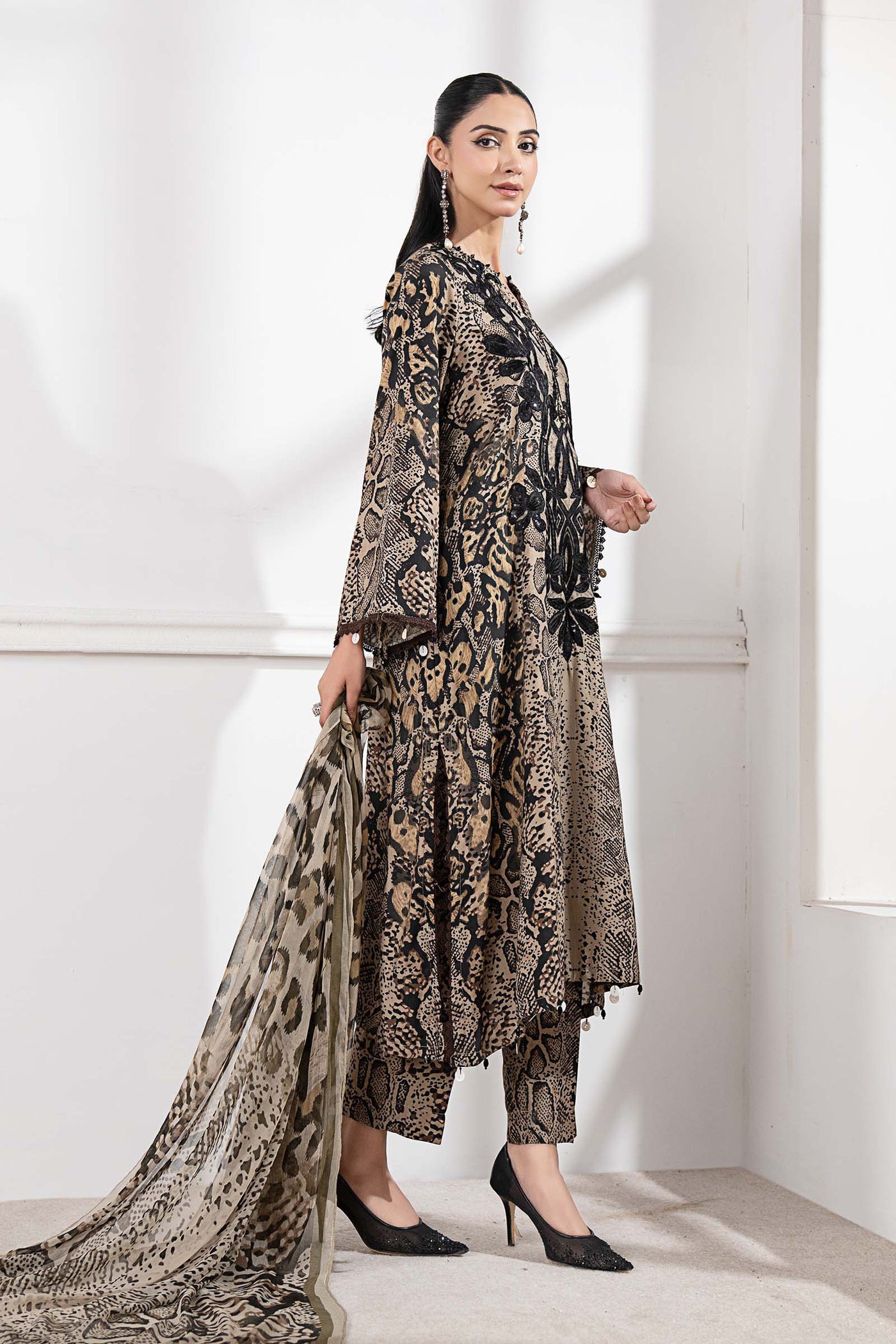 3 Piece Embroidered Linen Suit