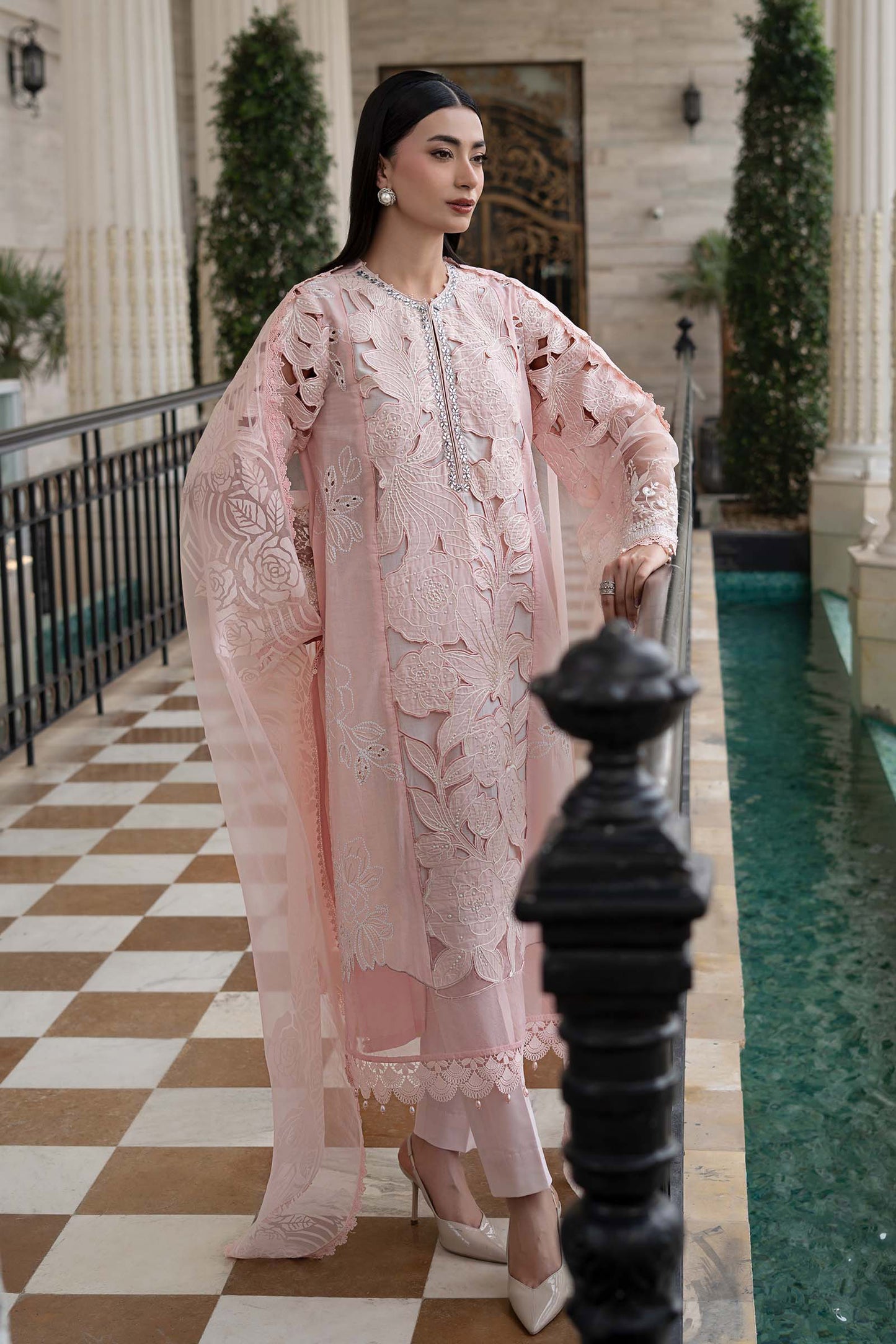 3 Piece Embroidered Lawn Suit