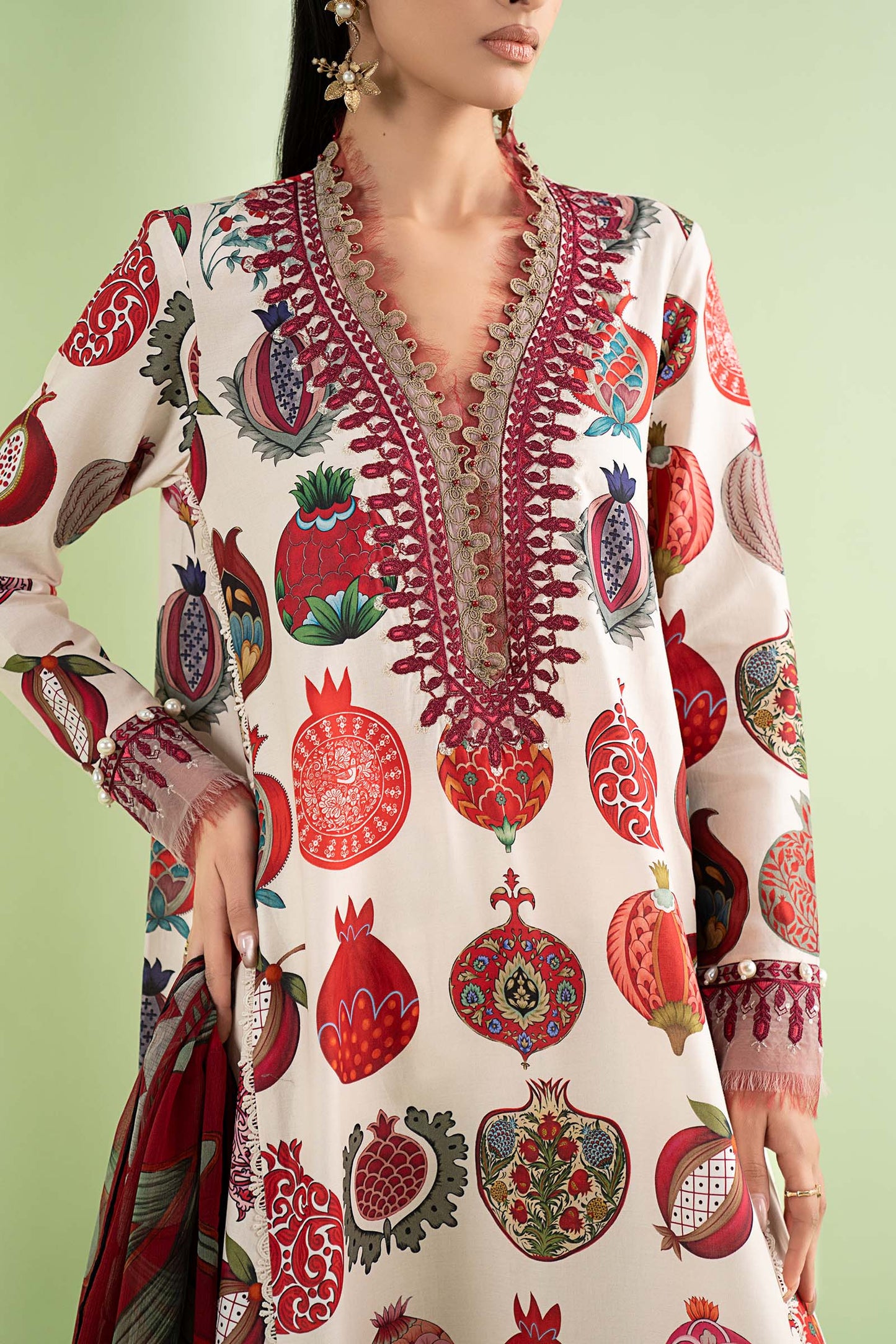 3 Piece Embroidered Lawn Suit