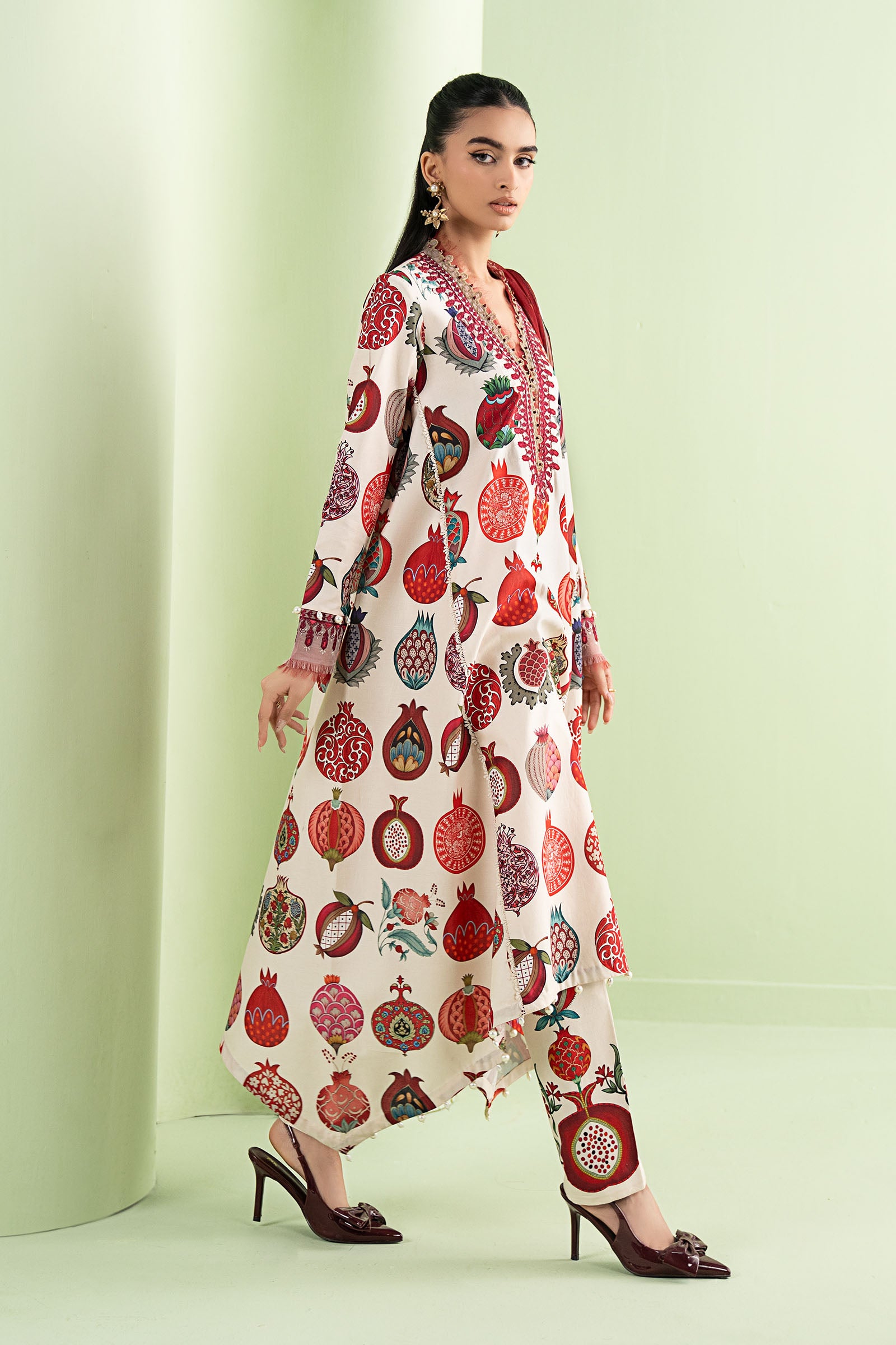 3 Piece Embroidered Lawn Suit