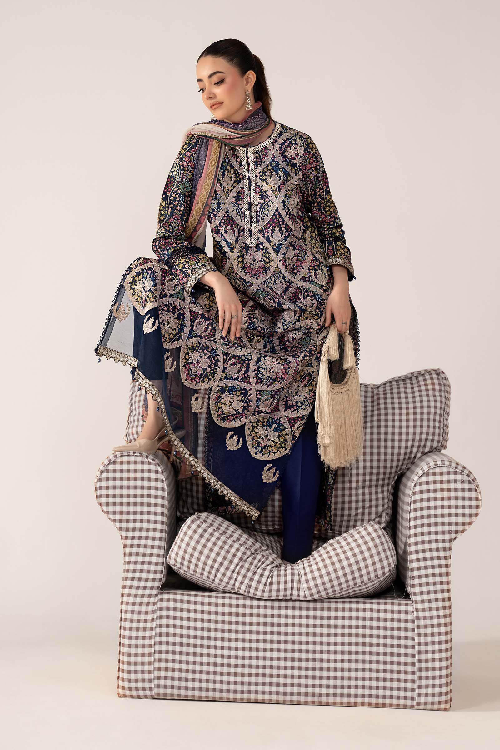 3 Piece Embroidered Lawn Suit