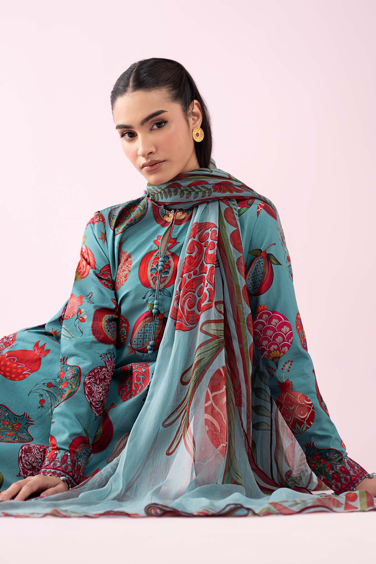 3 Piece Embroidered Lawn Suit