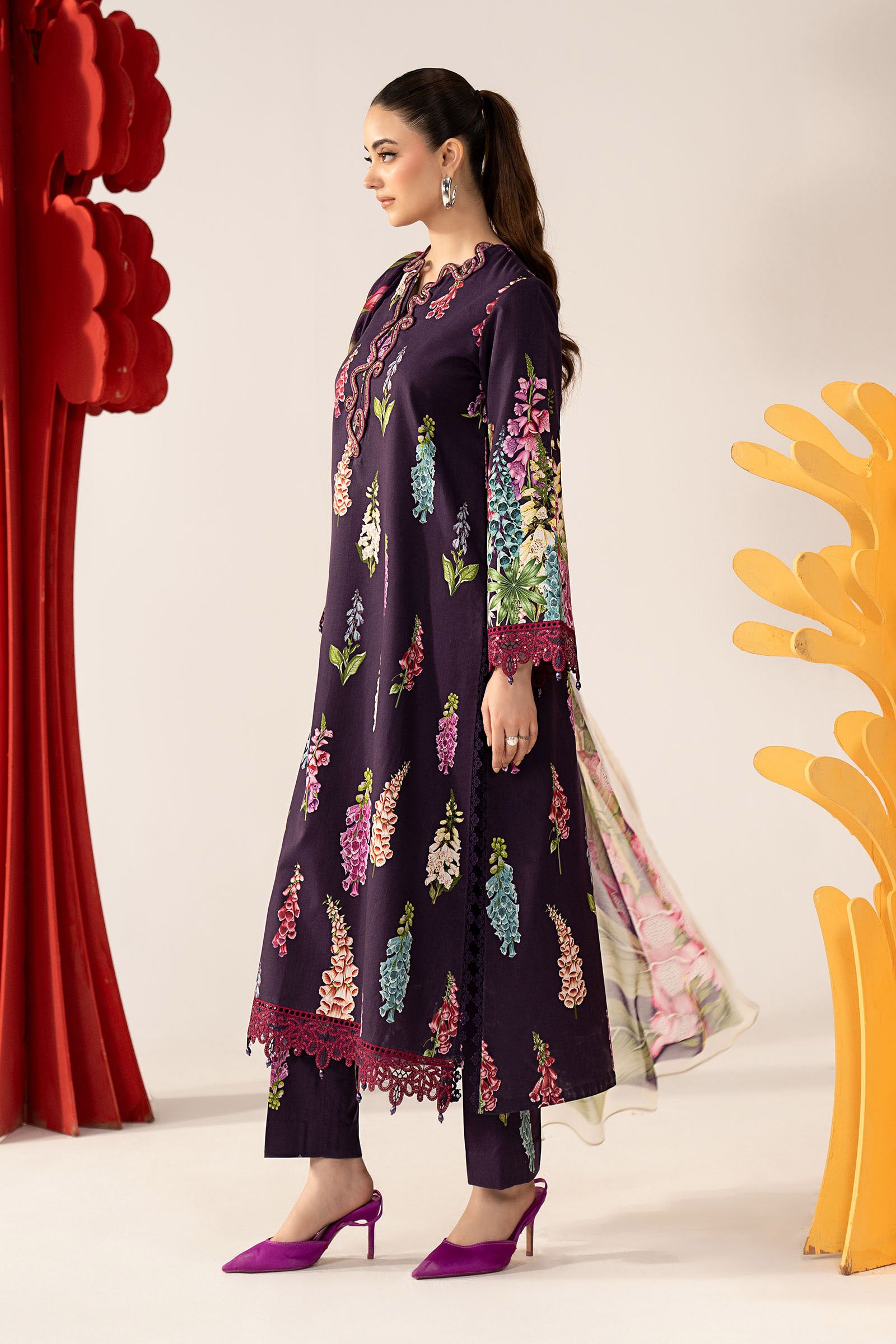 3 Piece Embroidered Lawn Suit