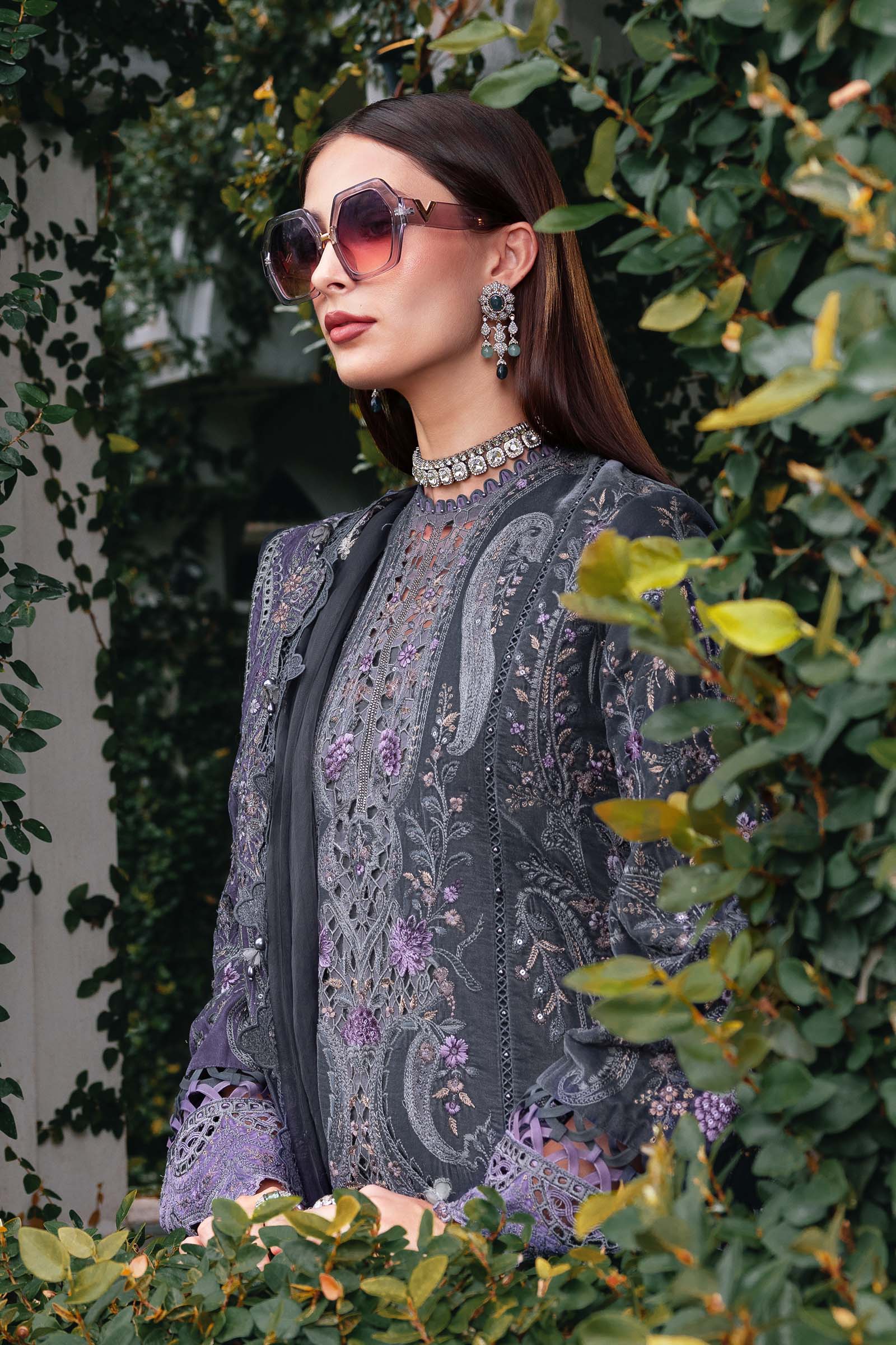 3 Piece Unstitched Embroidered Velvet Suit