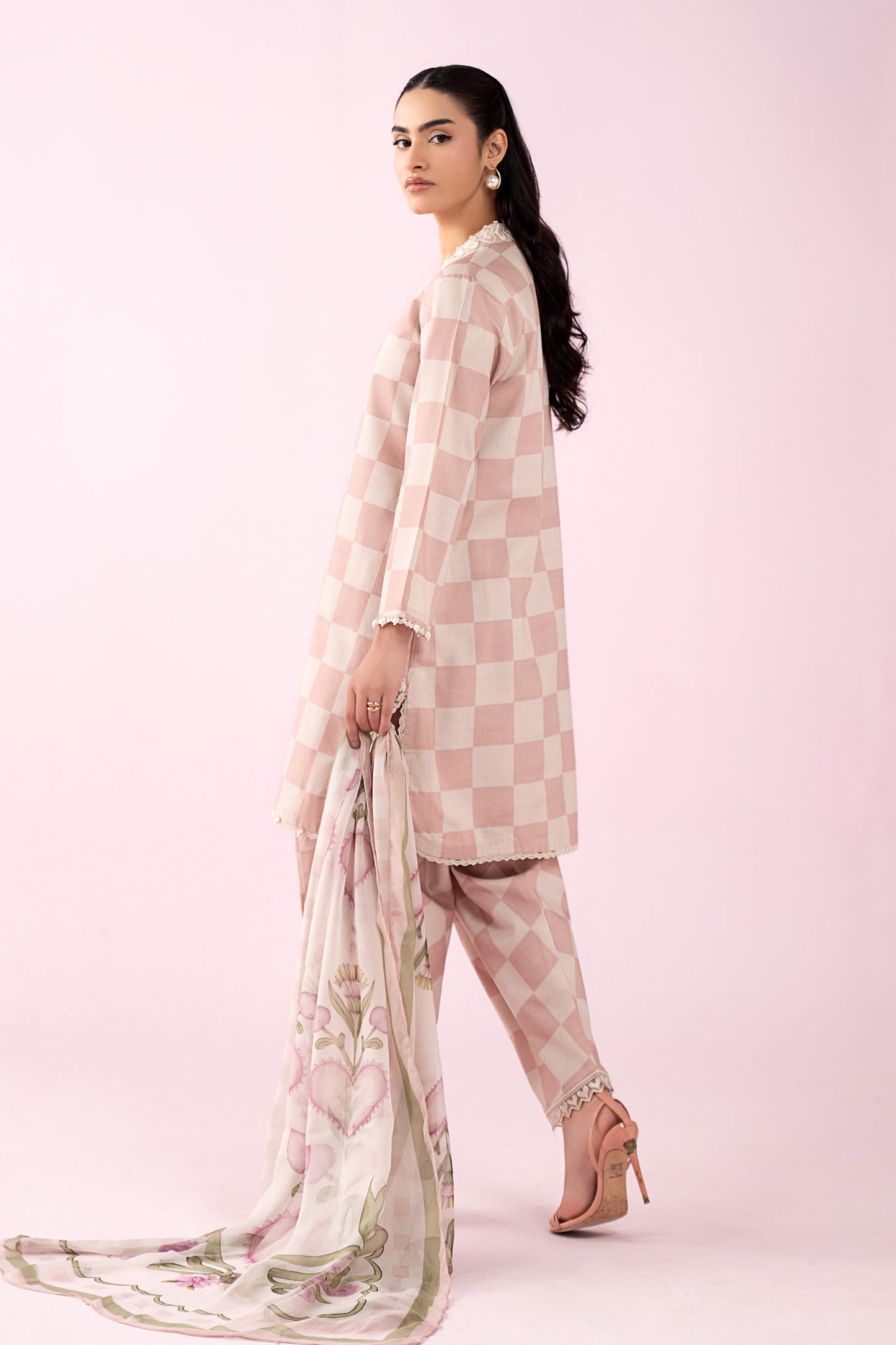 3 Piece Embroidered Lawn Suit
