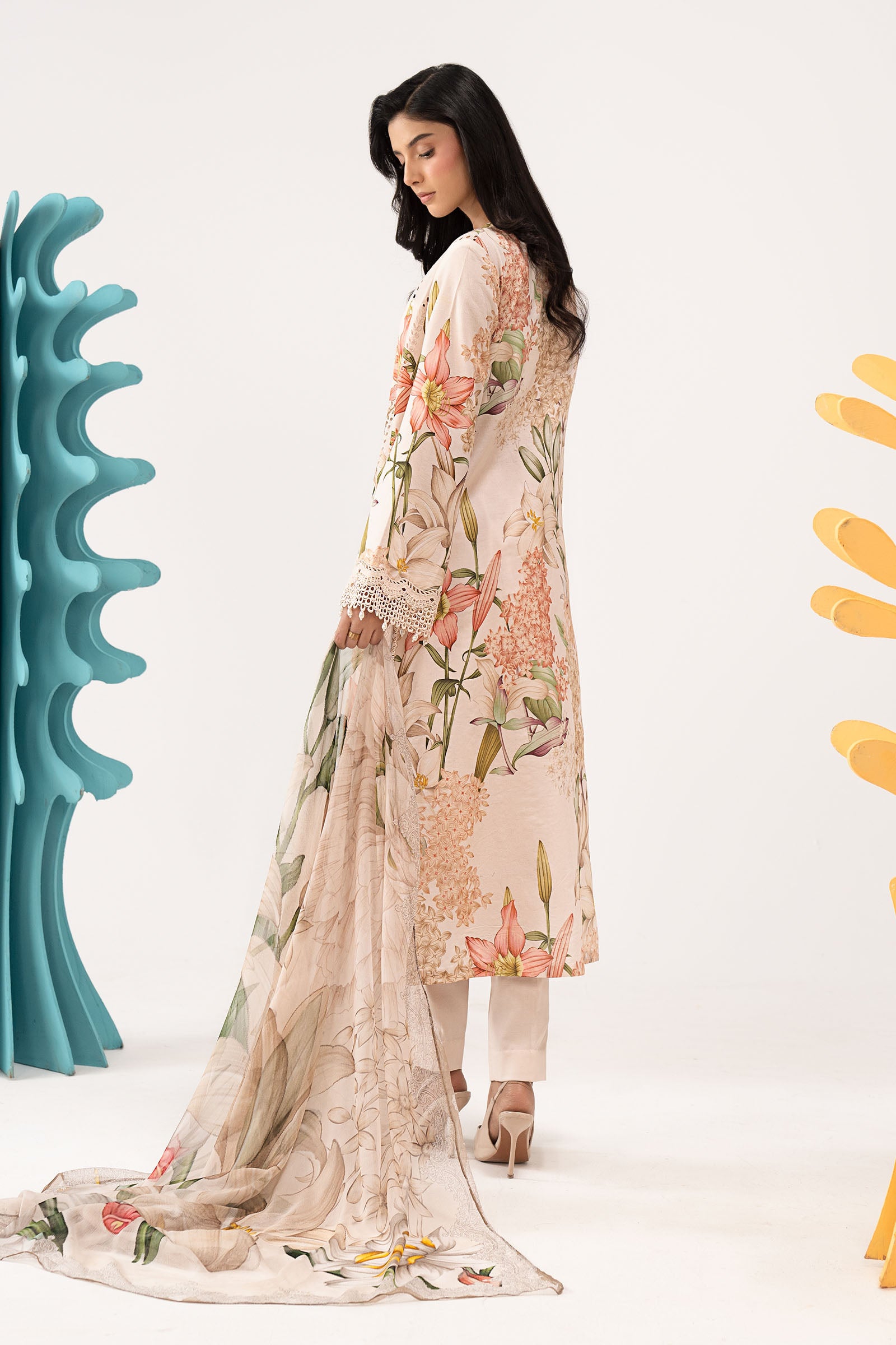 3 Piece Embroidered Lawn Suit