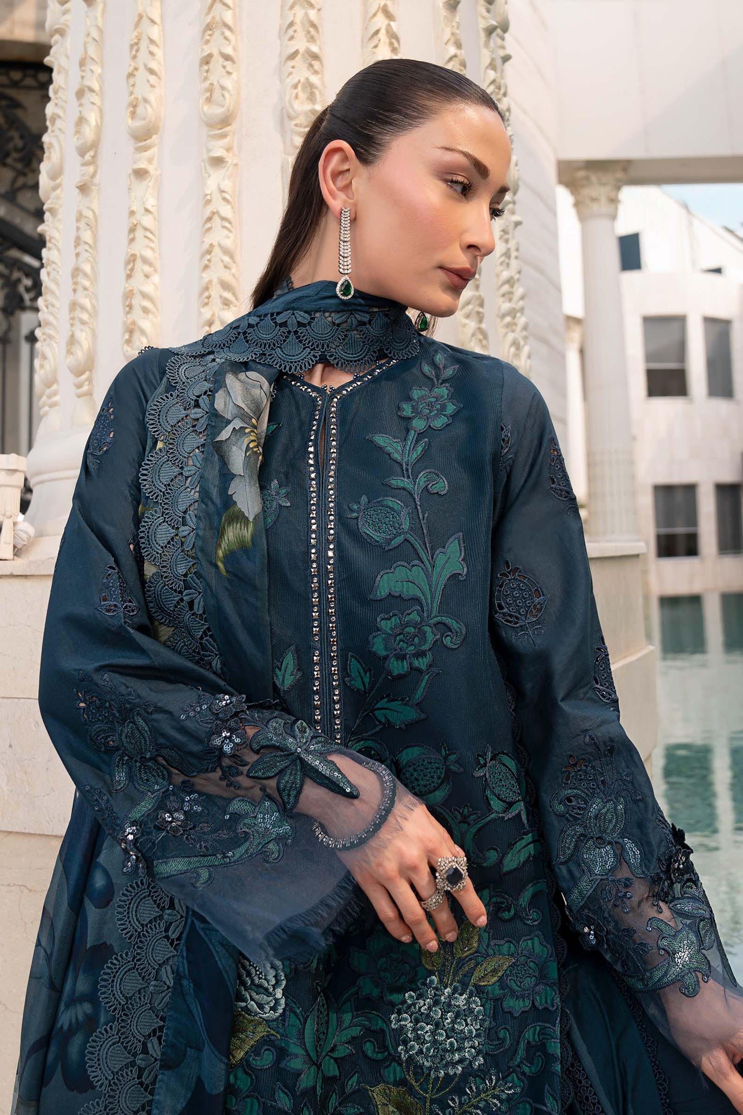 3 Piece Embroidered Lawn Suit