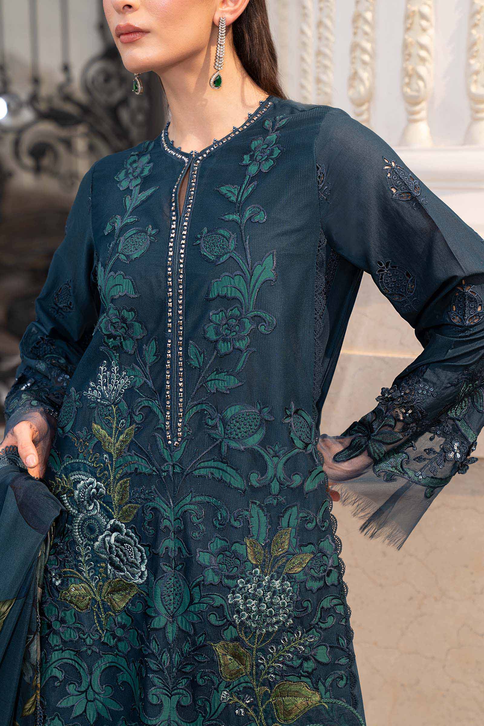 3 Piece Embroidered Lawn Suit
