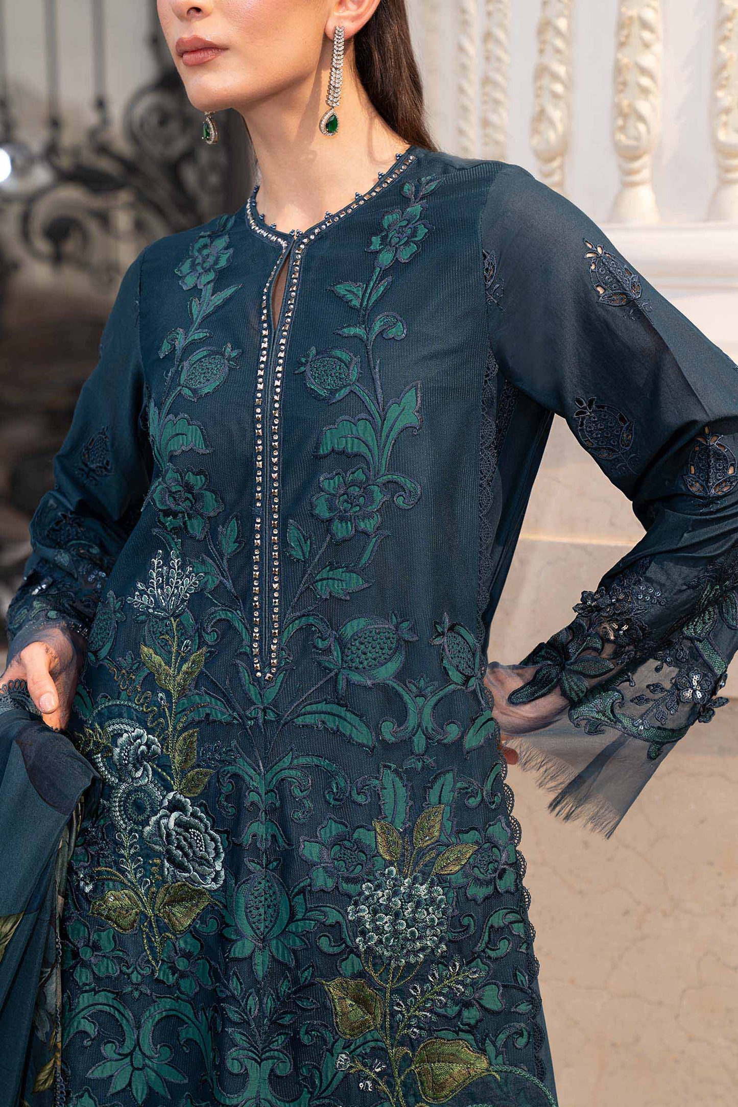 3 Piece Embroidered Lawn Suit