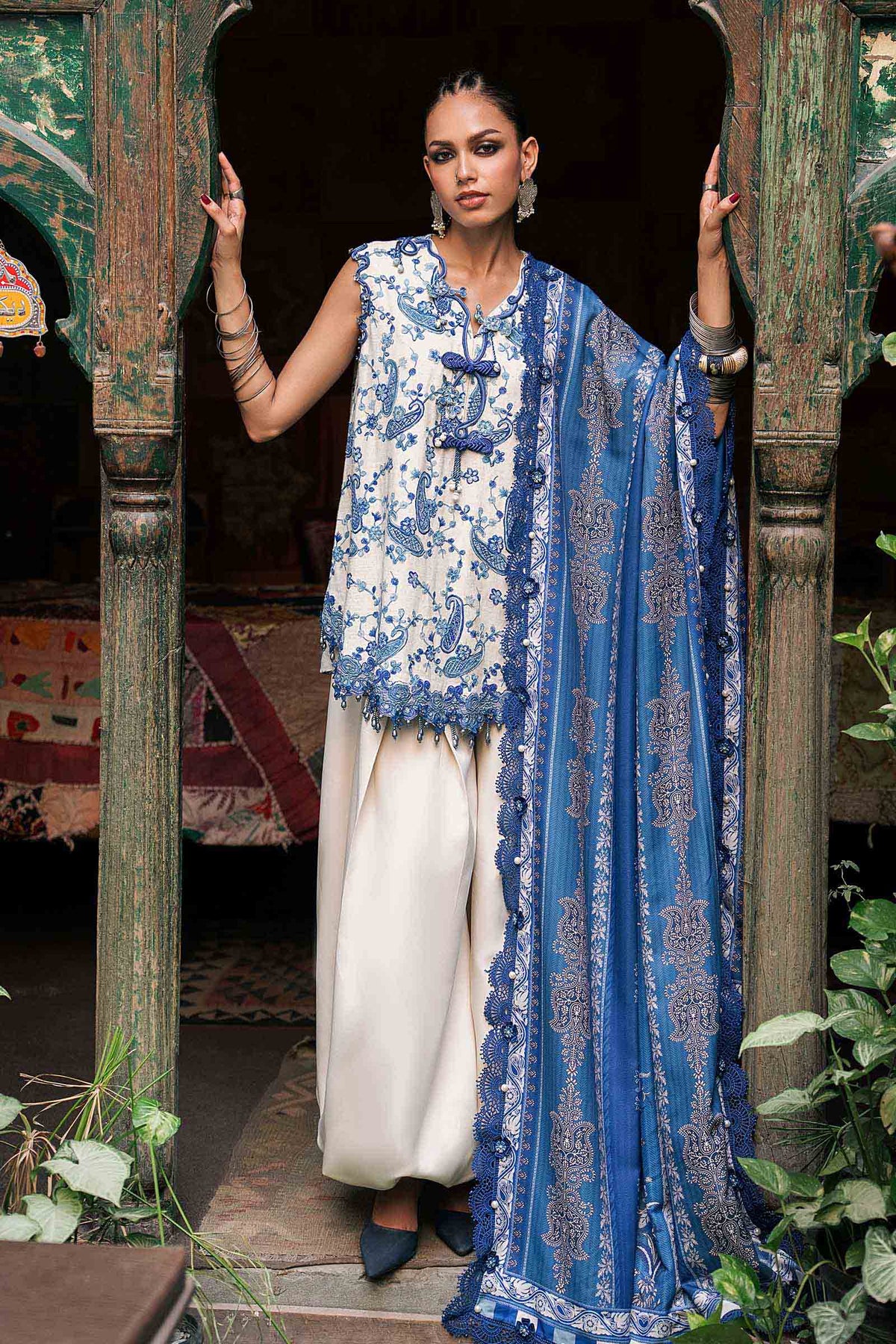 3 Piece Unstitched Embroidered Irish Linen Suit