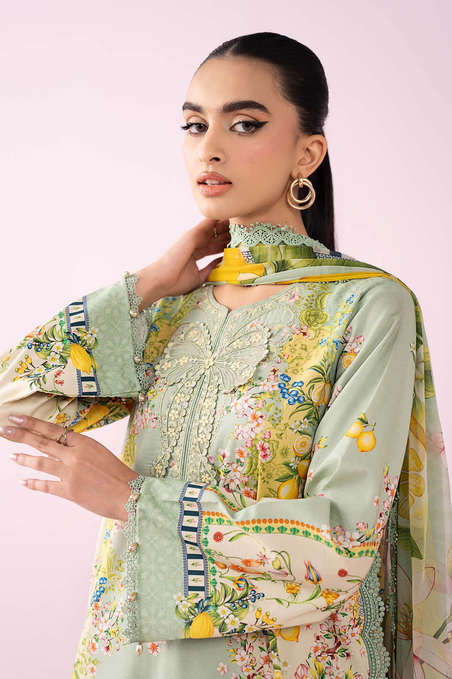 3 Piece Embroidered Lawn Suit