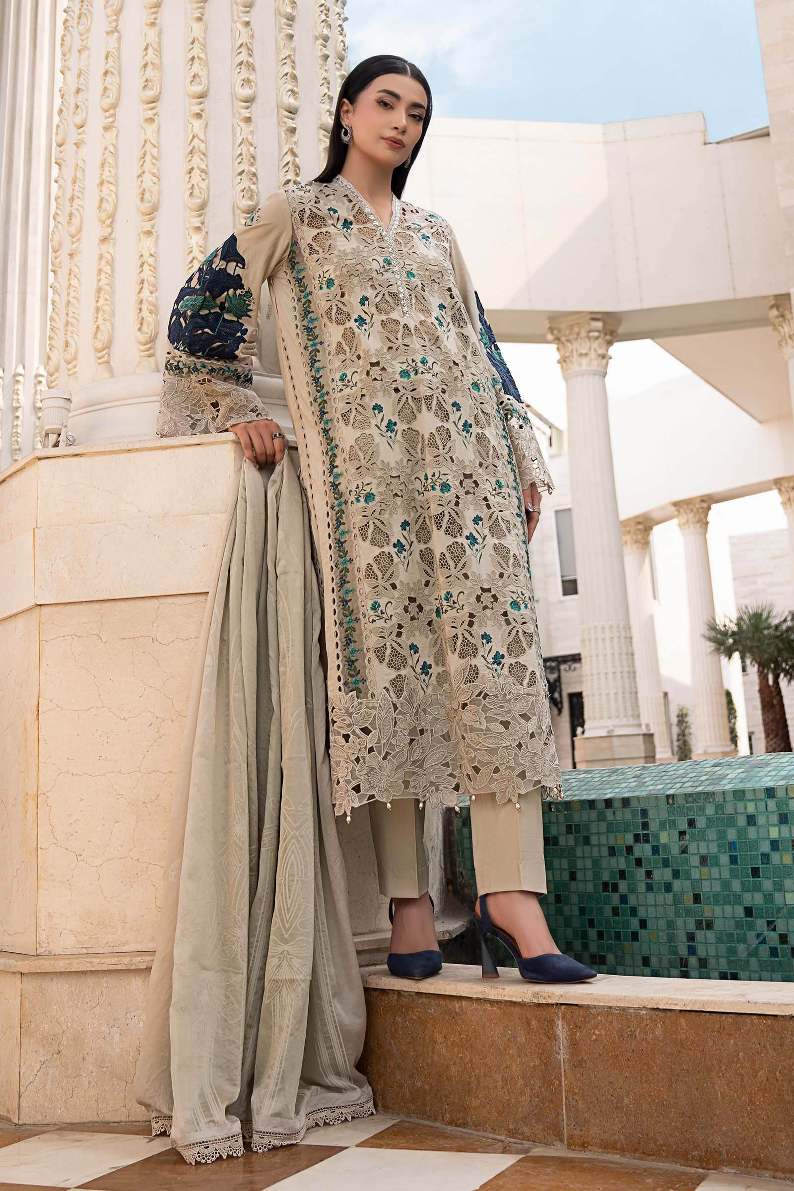 3 Piece Embroidered Lawn Suit