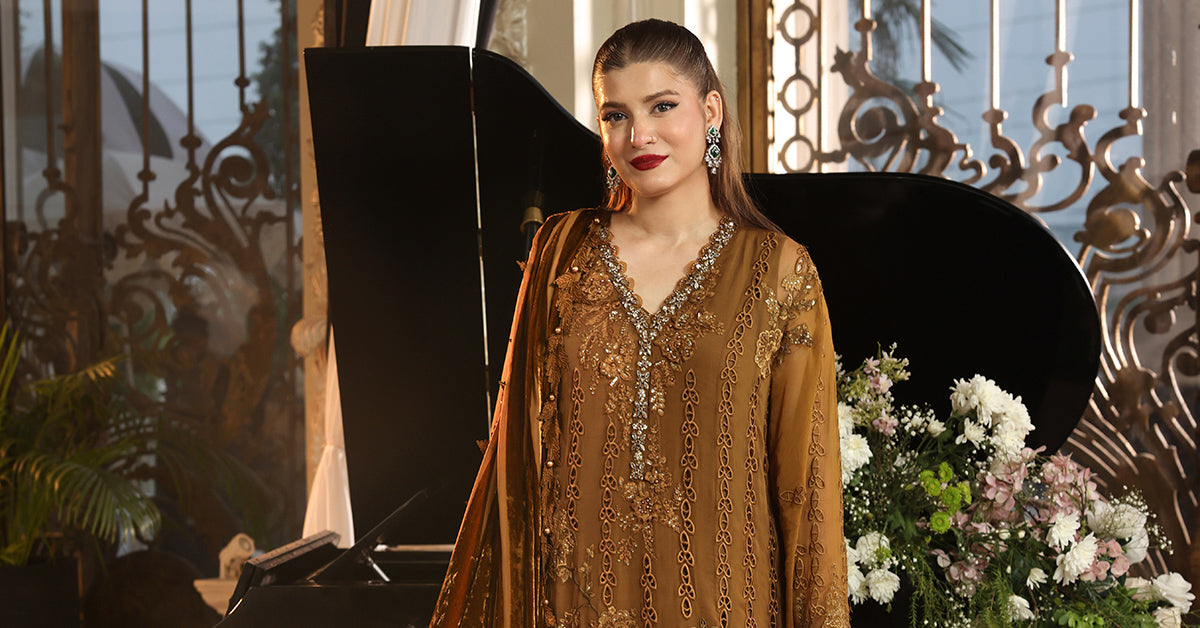 3 Piece Unstitched Embroidered Chiffon Suit