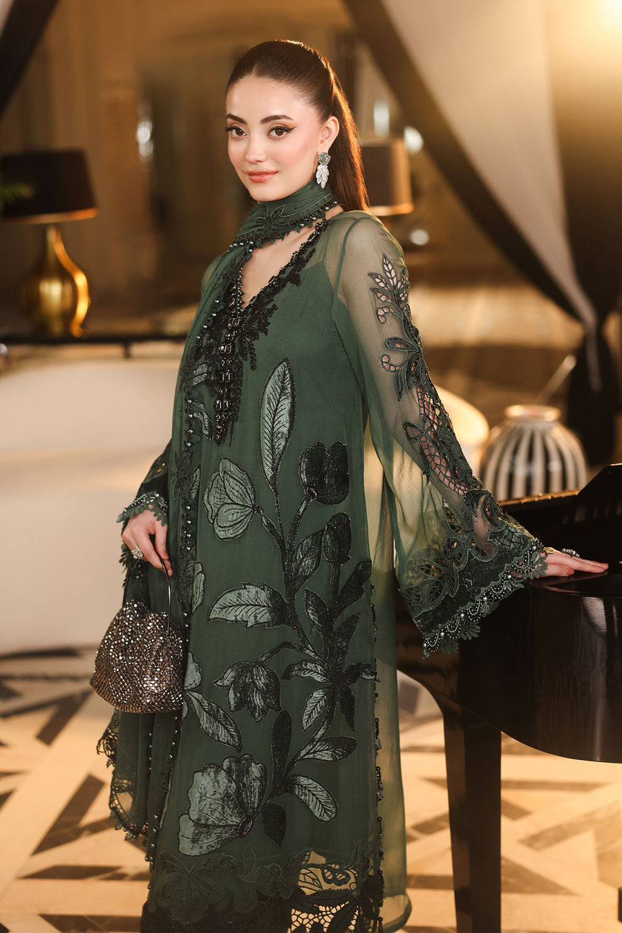 Retail Price: 33,990/-PKR